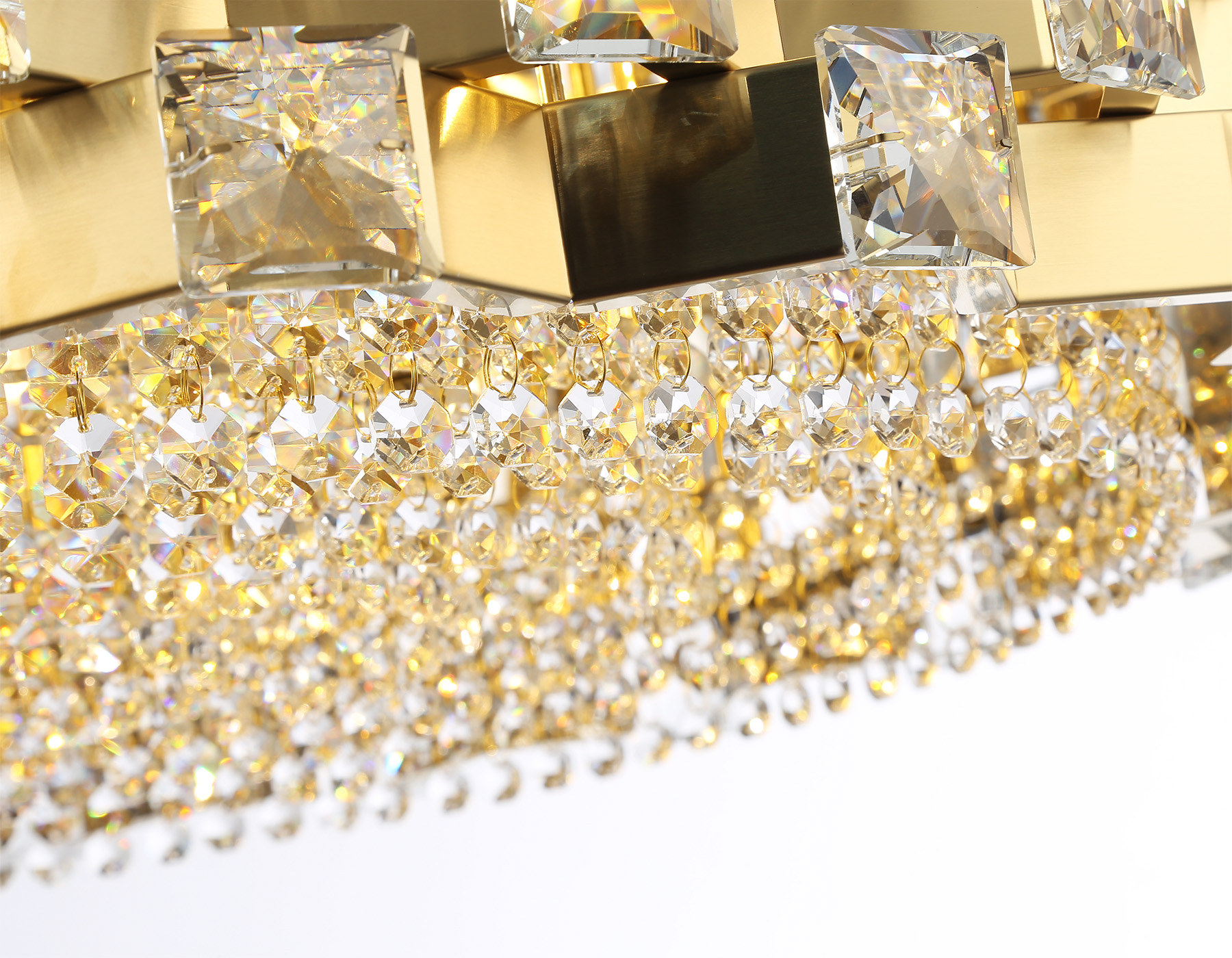 Подвесная люстра Ambrella Light Palace LH41009_AMB