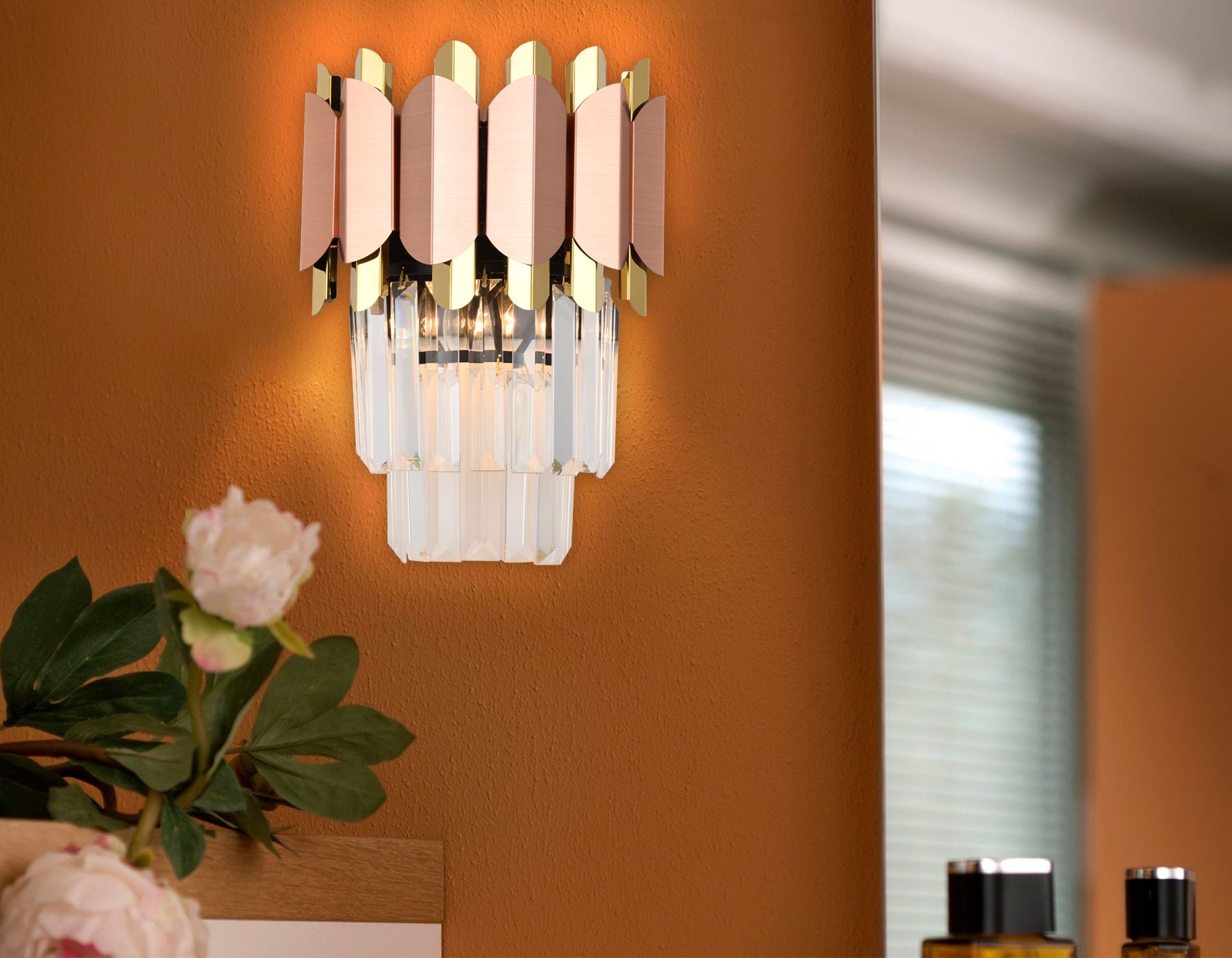 Настенный светильник Ambrella light с хрусталем TR TR5294_AMB