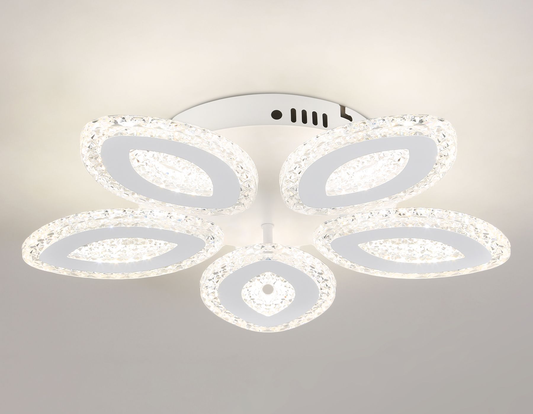 Потолочная люстра Ambrella light с пультом Original FA4015_AMB