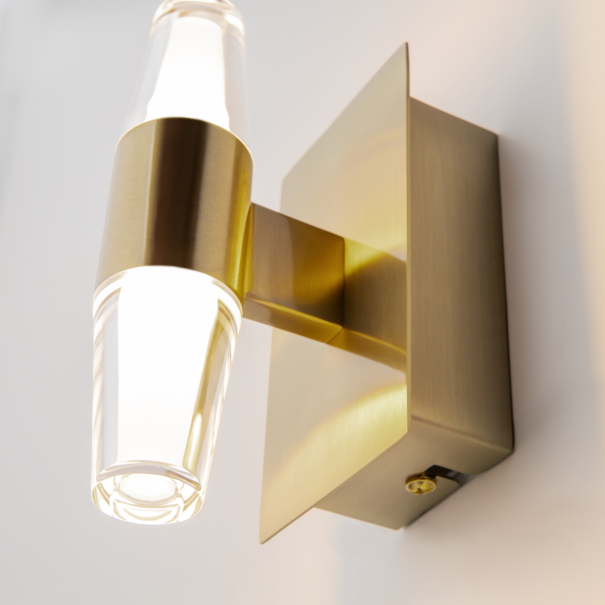 Настенный светильник Maytoni Arana MOD401WL-L6BS3K_MY