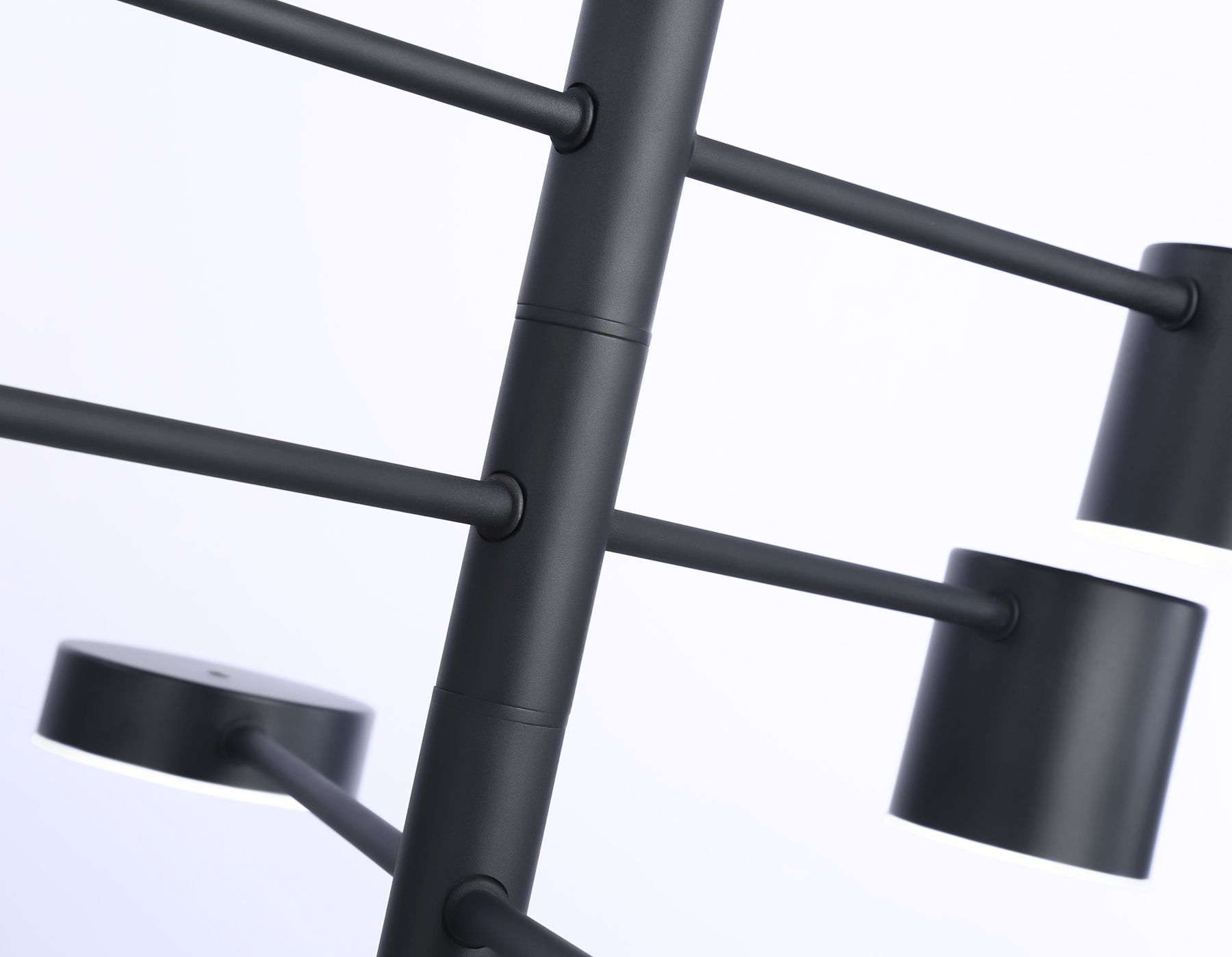 Подвесная люстра Ambrella light LineTech FL51686_AMB