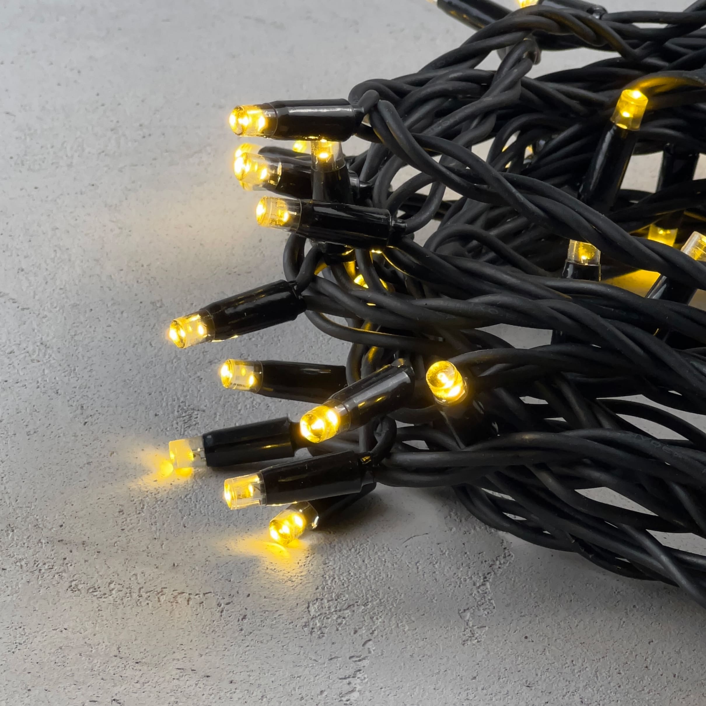 Гирлянда LTC Нить 10м Шампань, 75 LED LL75-1-2CH