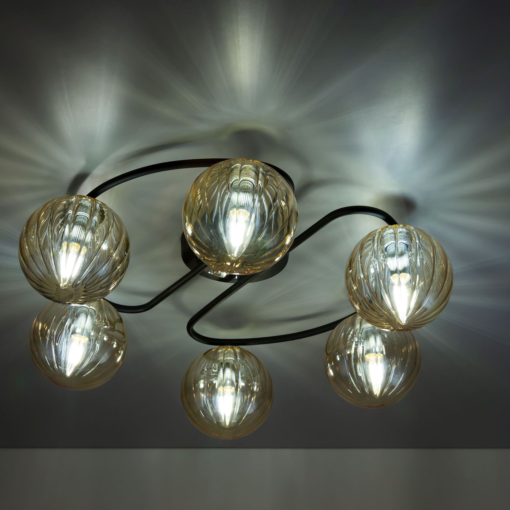 Потолочная люстра CitiLux Эрни CL122165