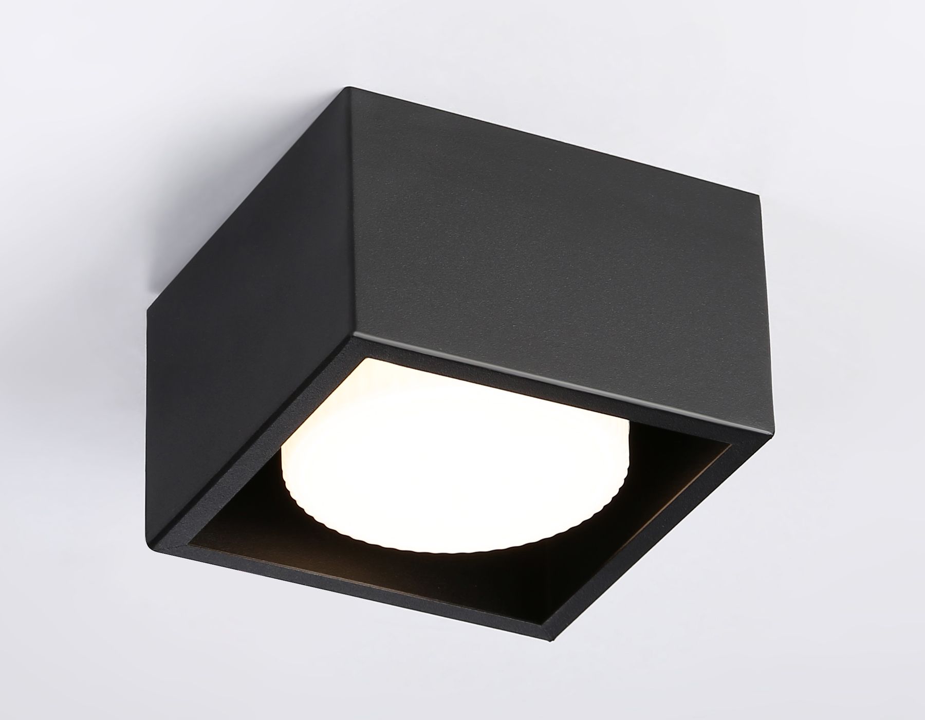 Накладной светильник Ambrella light со сменной лампой GX53 Techno TN70827_AMB