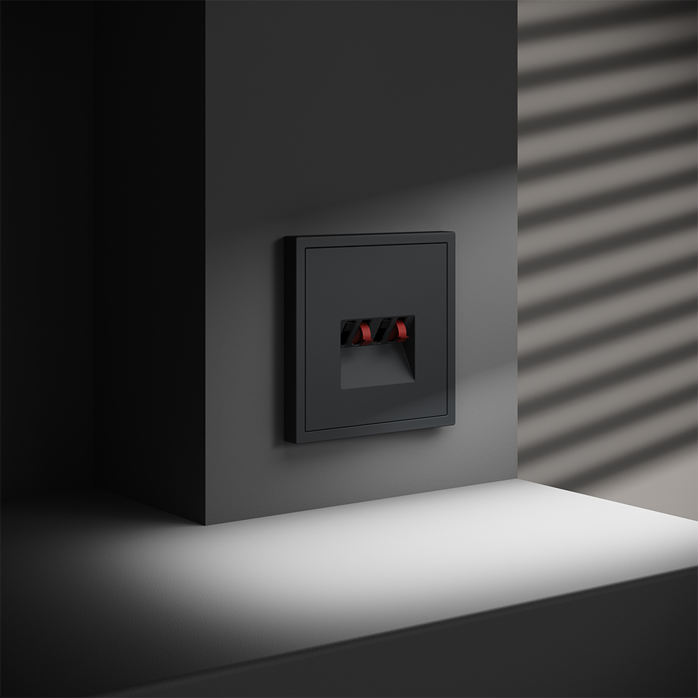 Розетка акустическая встраиваемая VOLTUM S70 4-местная VLS060307