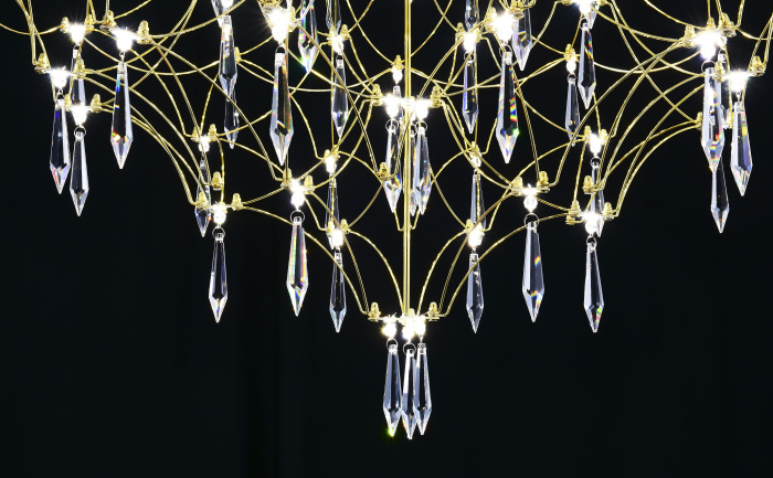 Подвесная люстра светодиодная с пультом и хрустальными подвесками Asfour MyFar MR2642-66P-76AP