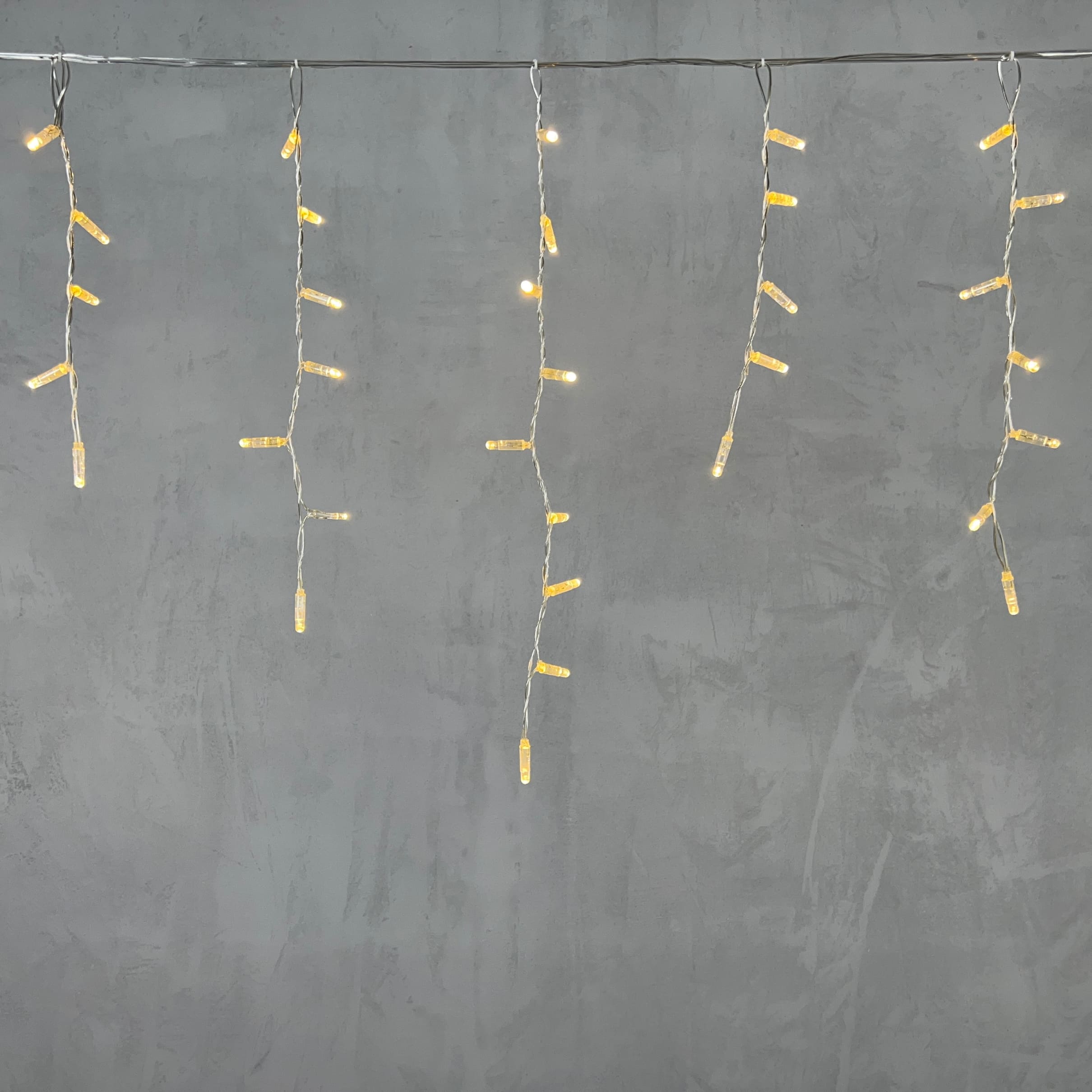 Гирлянда LTC Бахрома с Колпачком 4,9 x 0,5 м Тепло-Белая 220В, 189 LED PIL189CAP-10-2WW