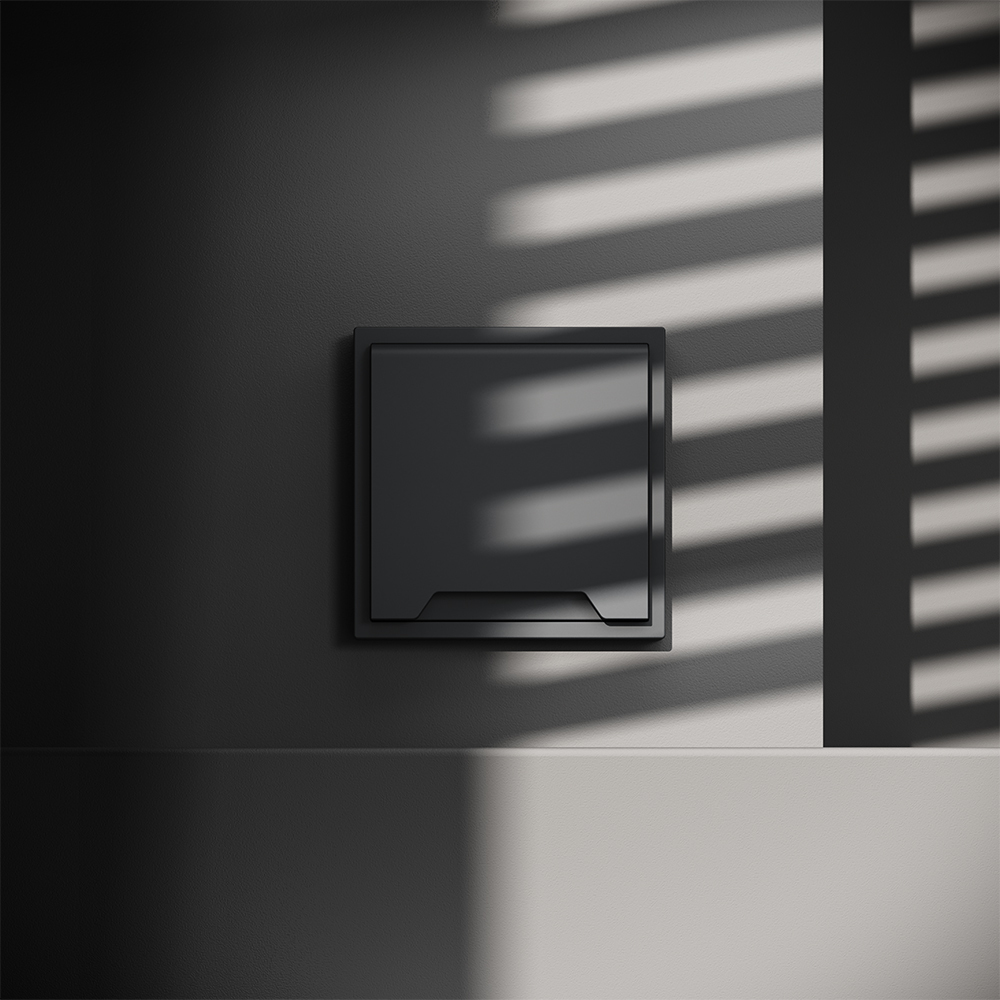 Розетка встраиваемая VOLTUM S70 с заземлением, защитными шторками и крышкой 16А VLS040307