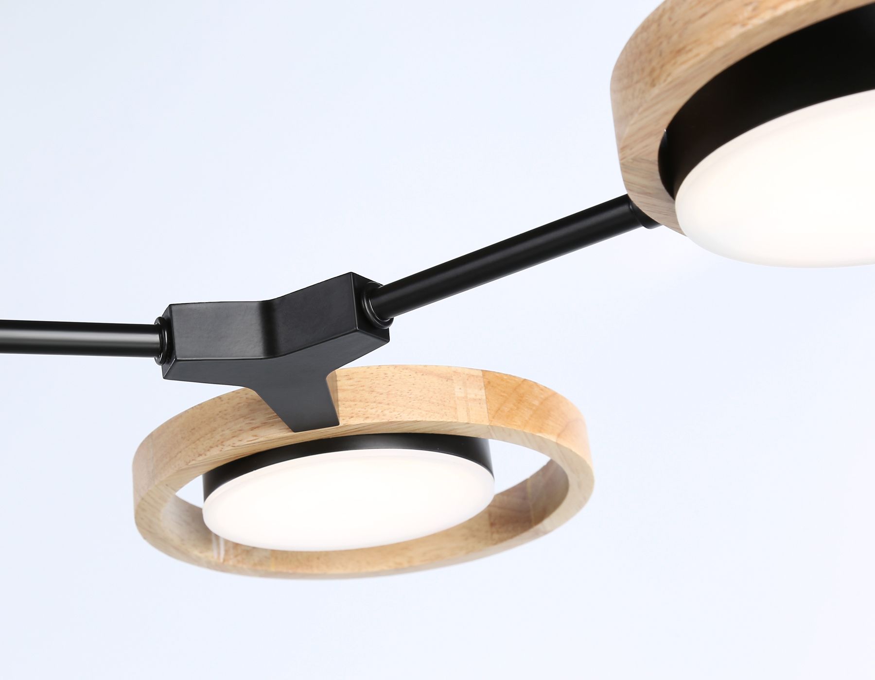Потолочная люстра Ambrella light COMFORT LineTech FL51611_AMB
