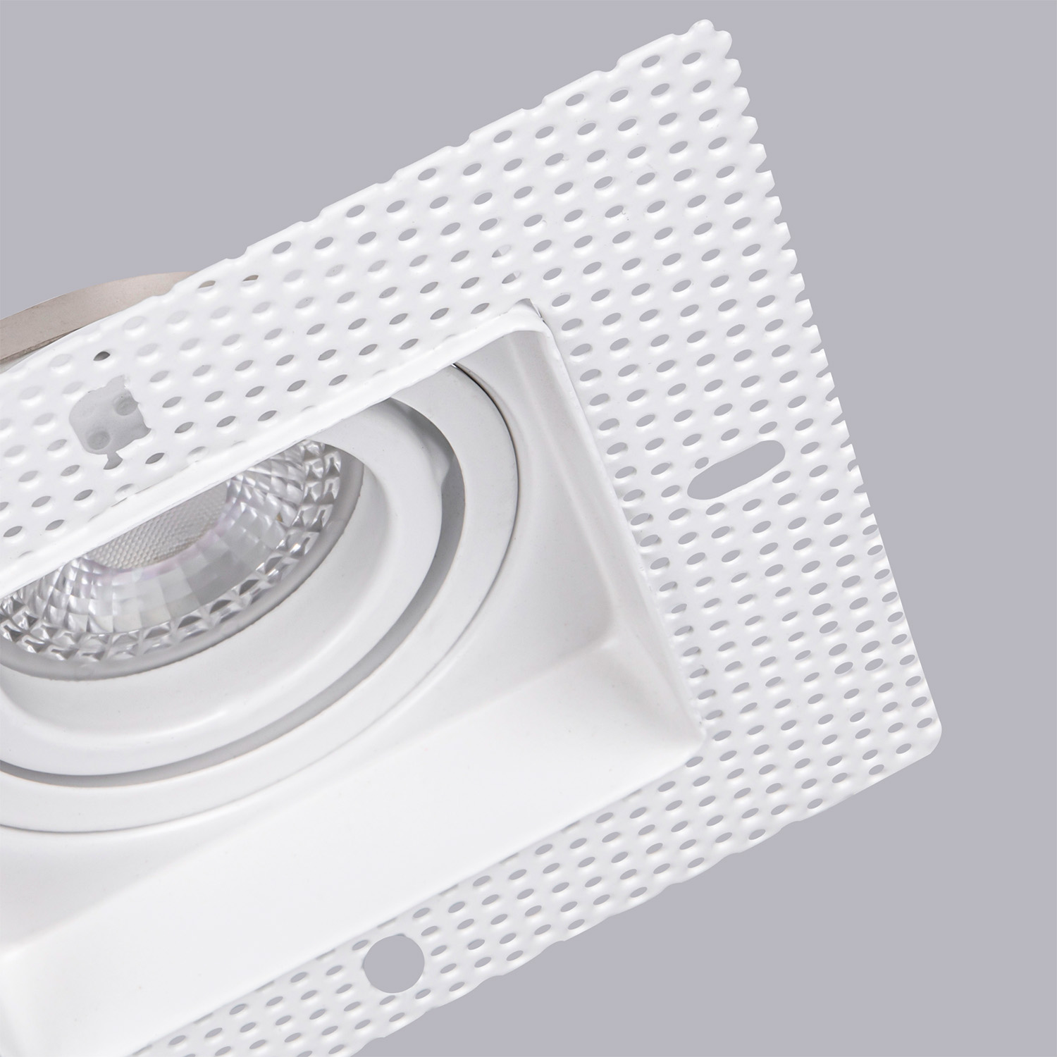 Врезной светильник под штукатурку Favourite Lamppu 4534-1C