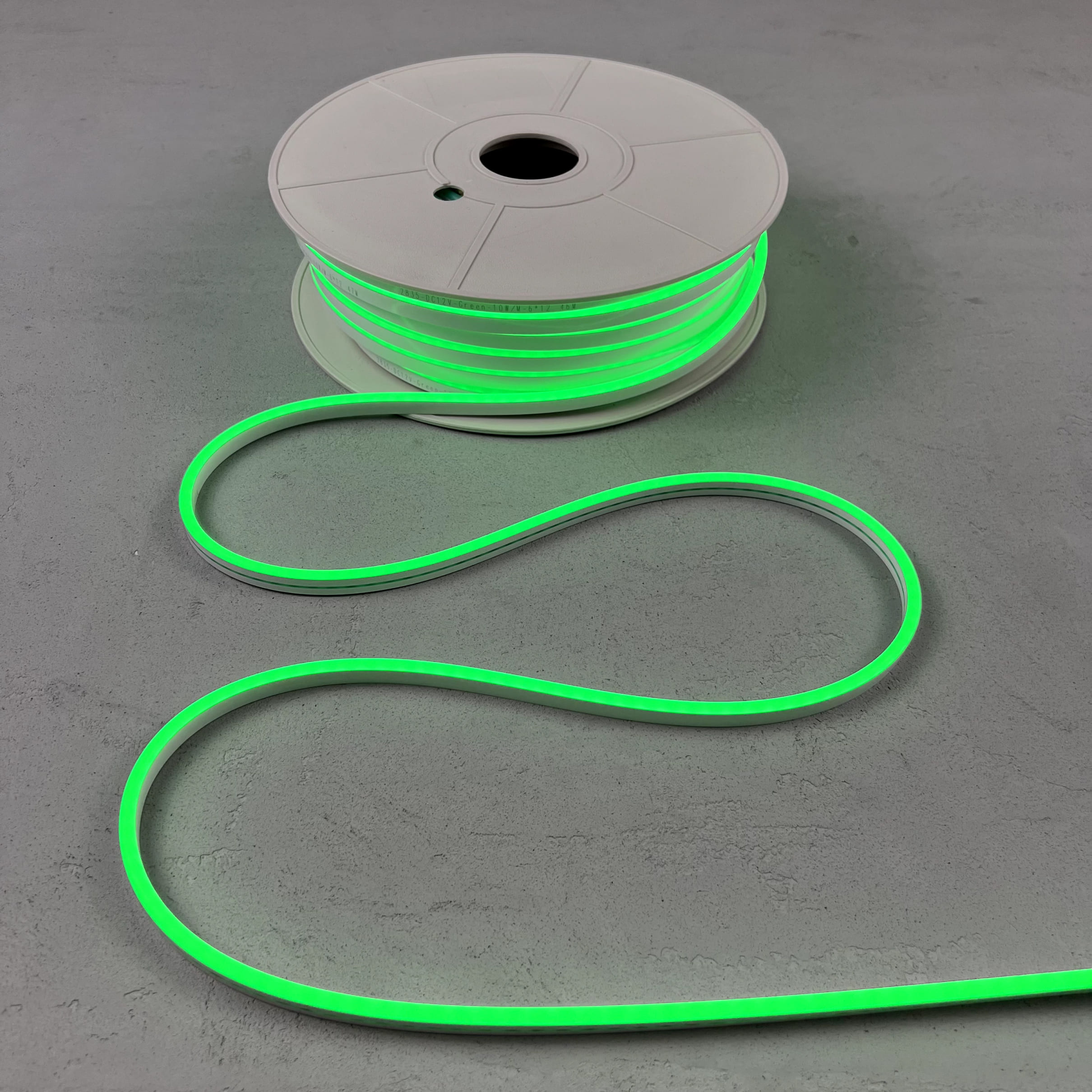 Односторонний Гибкий Неон 6х12мм Зеленый 12В, IP65 LTC FR-23526 FR-23526