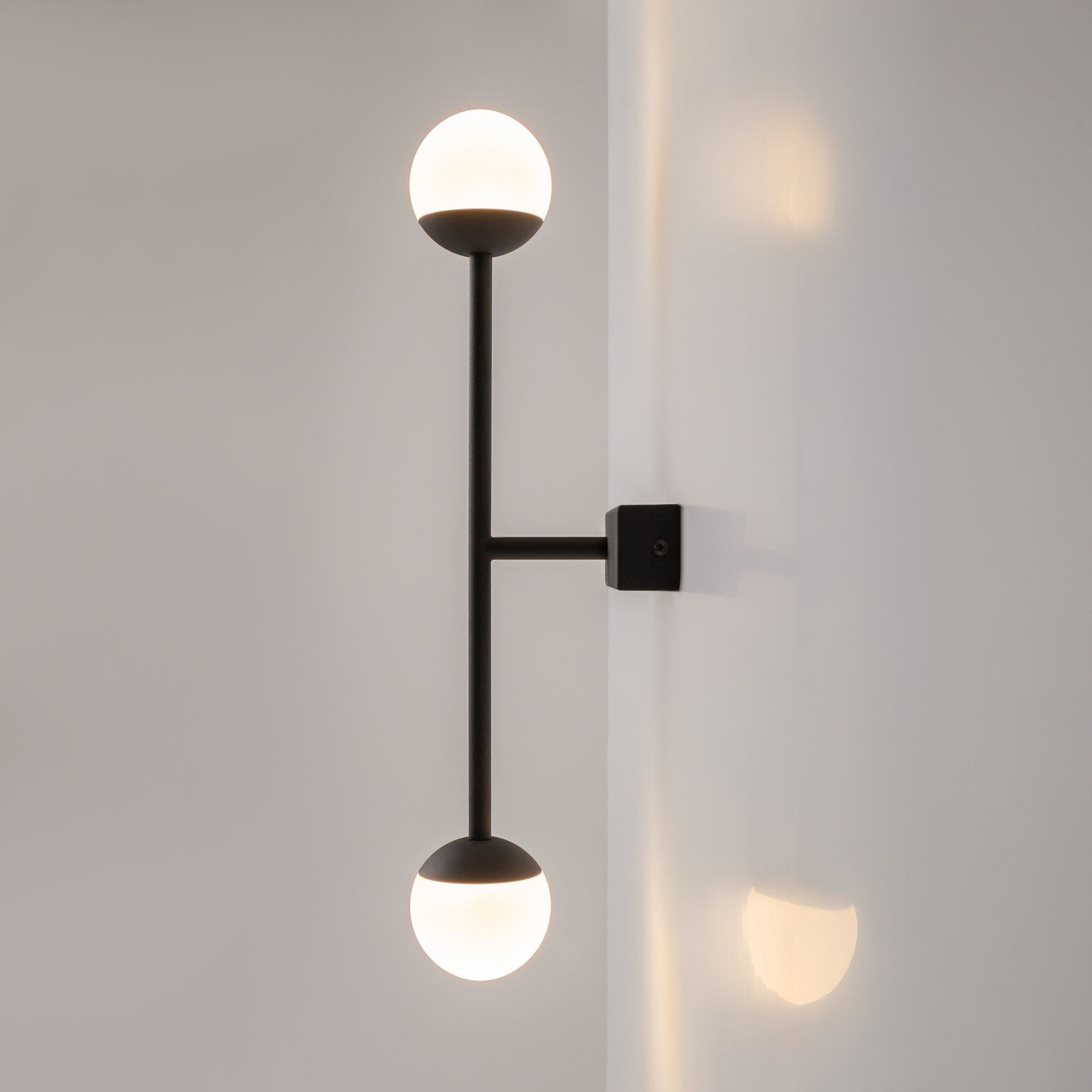 Настенный светильник Maytoni Touch MOD285WL-L10B3K_MY