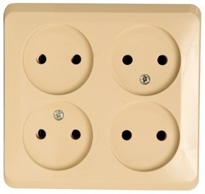 Розетка накладная четверная без заземления (кремовый) Systeme Electric PA16-205K