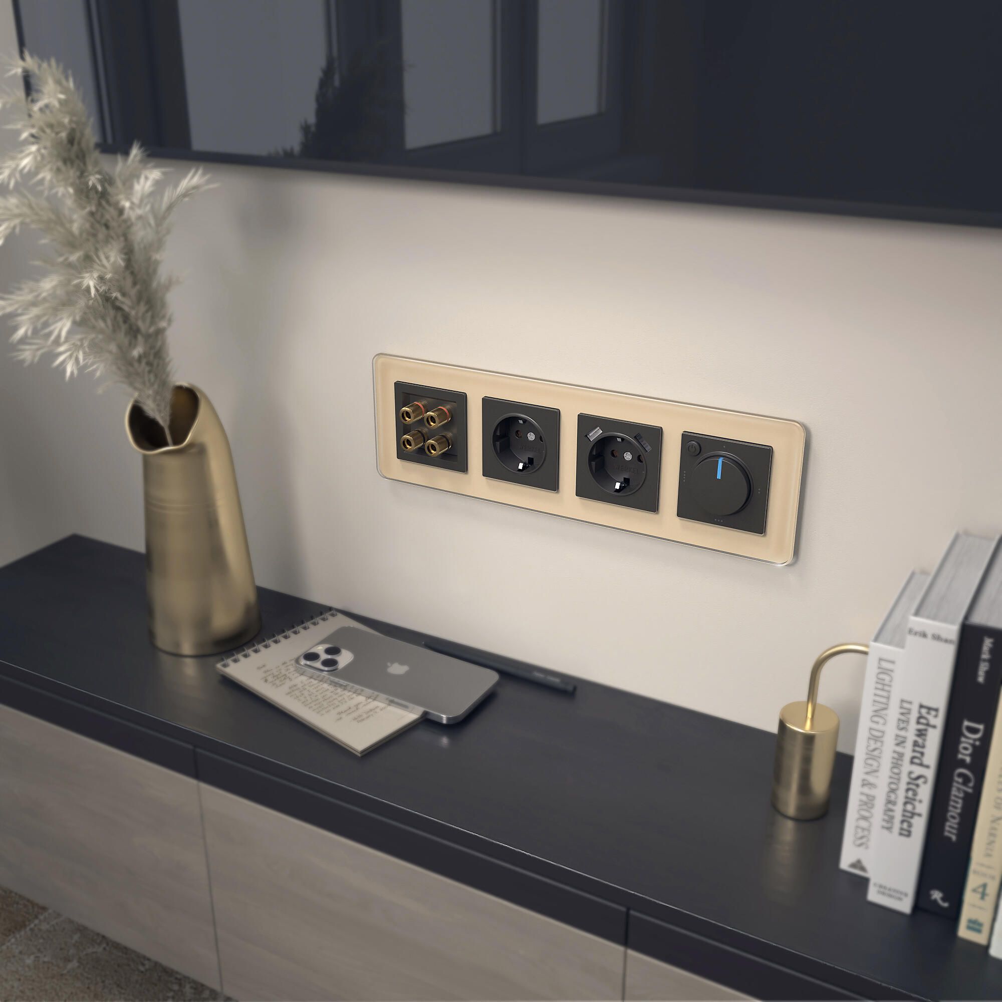 Рамка из стекла на 4 поста Elite айвори Werkel a057885_WR