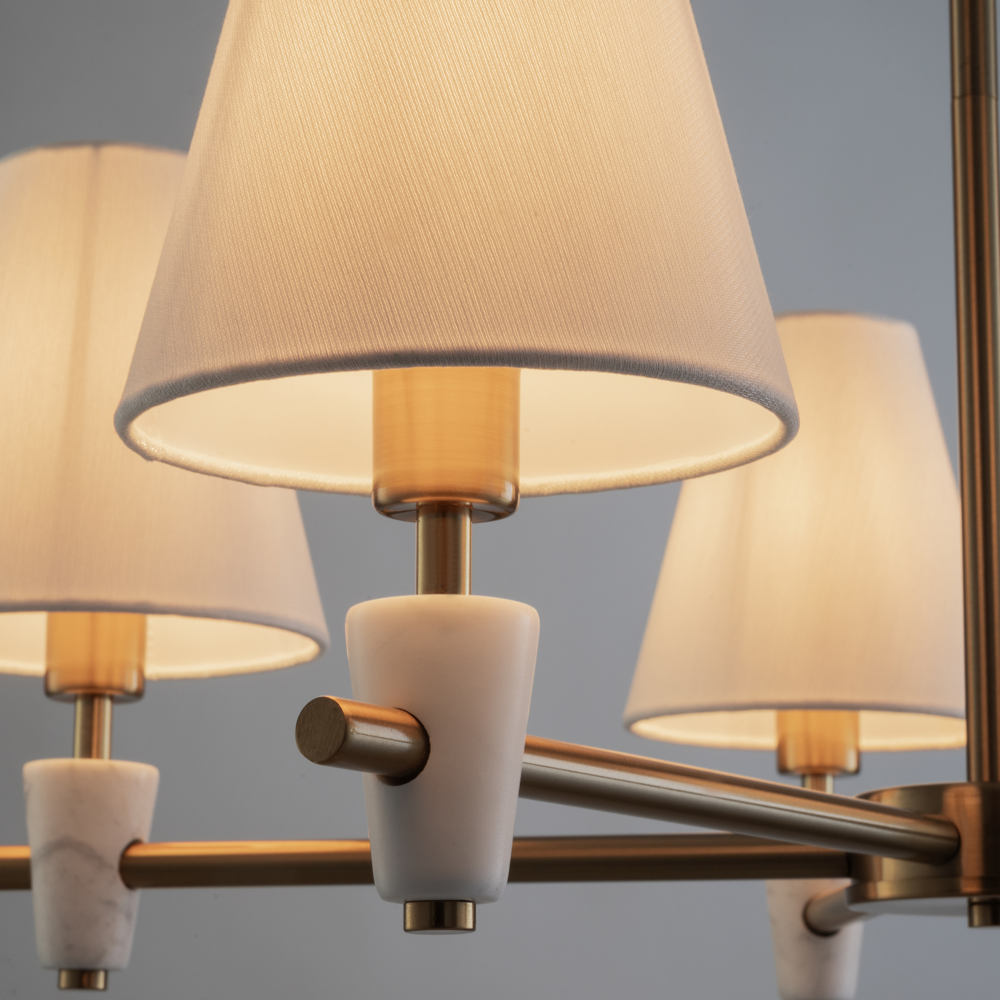 Люстра на штанге Freya Pietra FR5371CL-05BS_MY