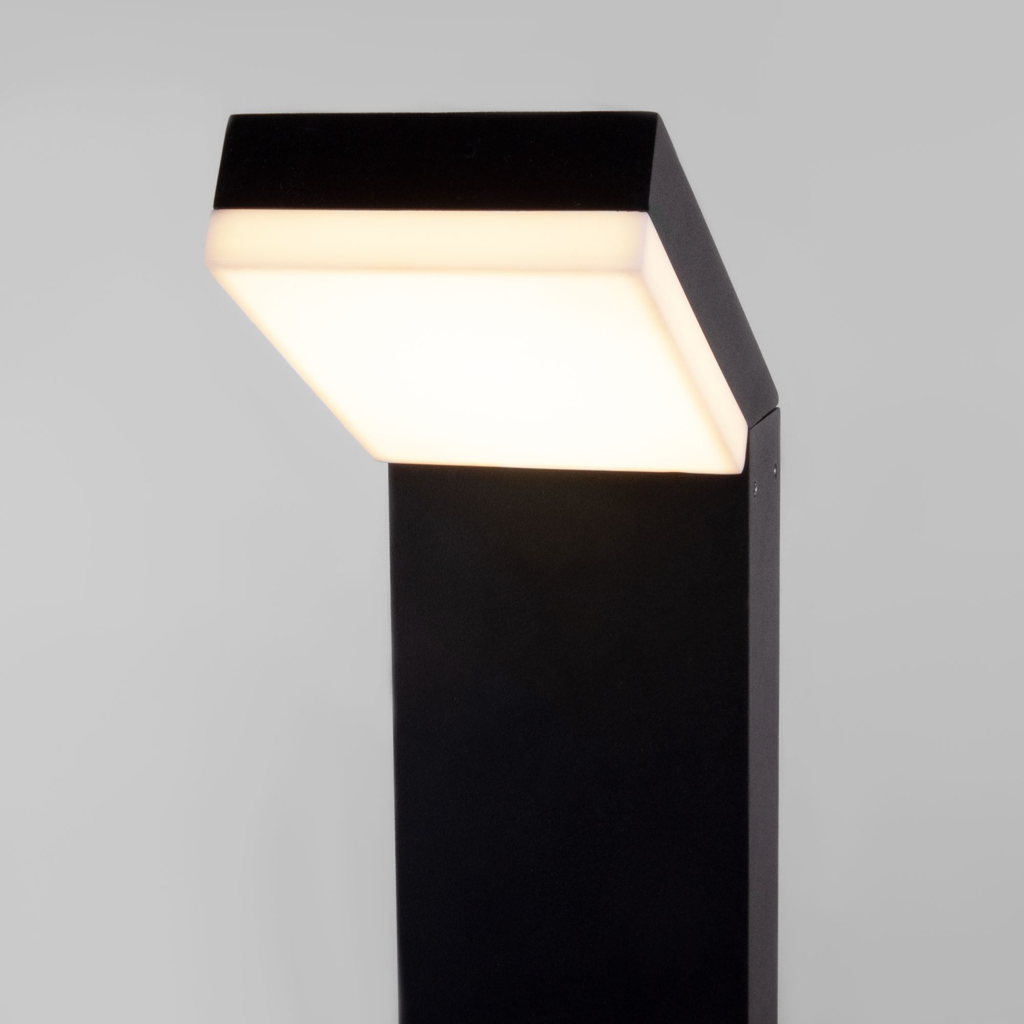 Ландшафтный светодиодный светильник IP54 Sensor a053948_ES