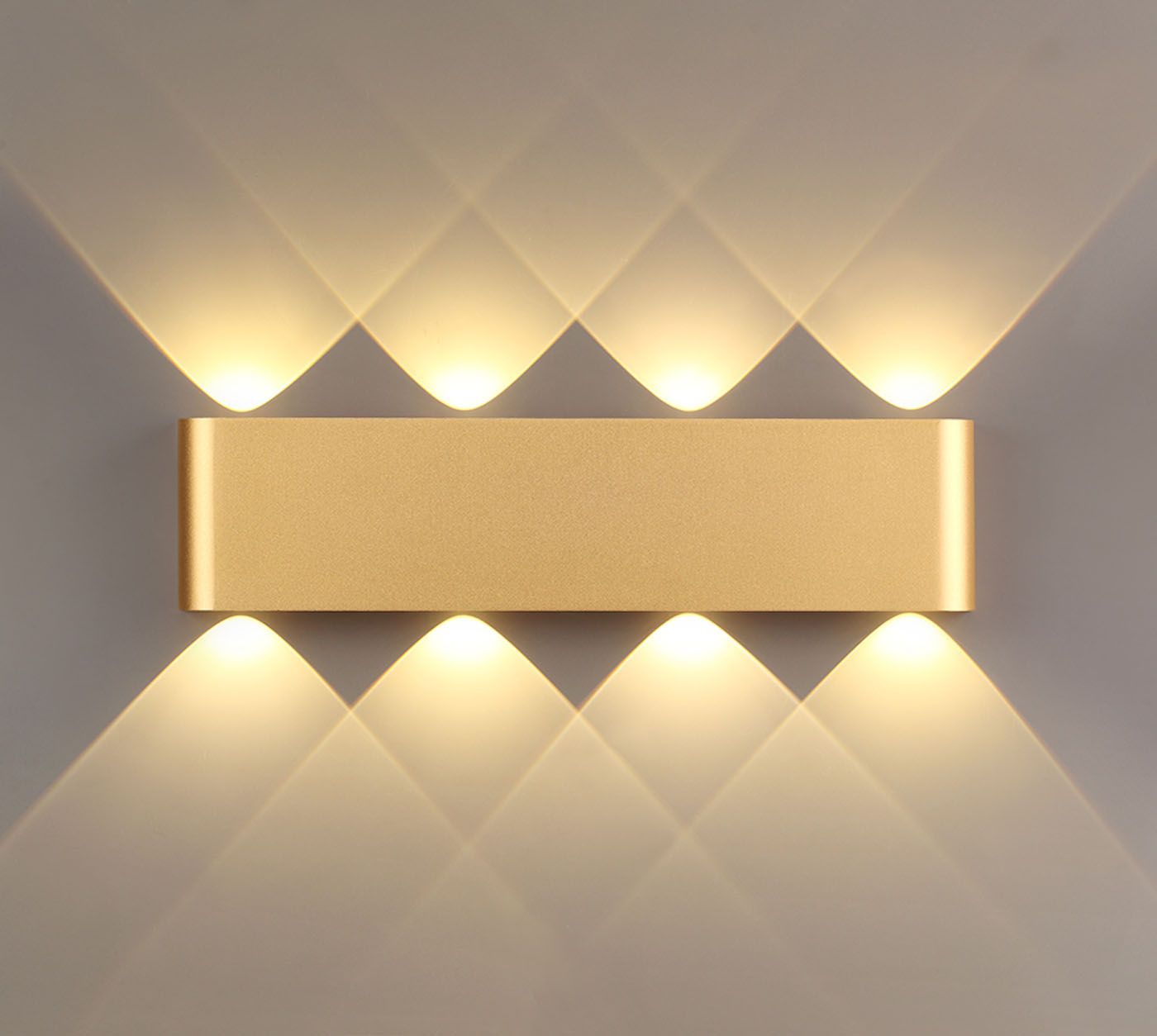 Настенный светильник Odeon Light MAGNUM 3893/8WL