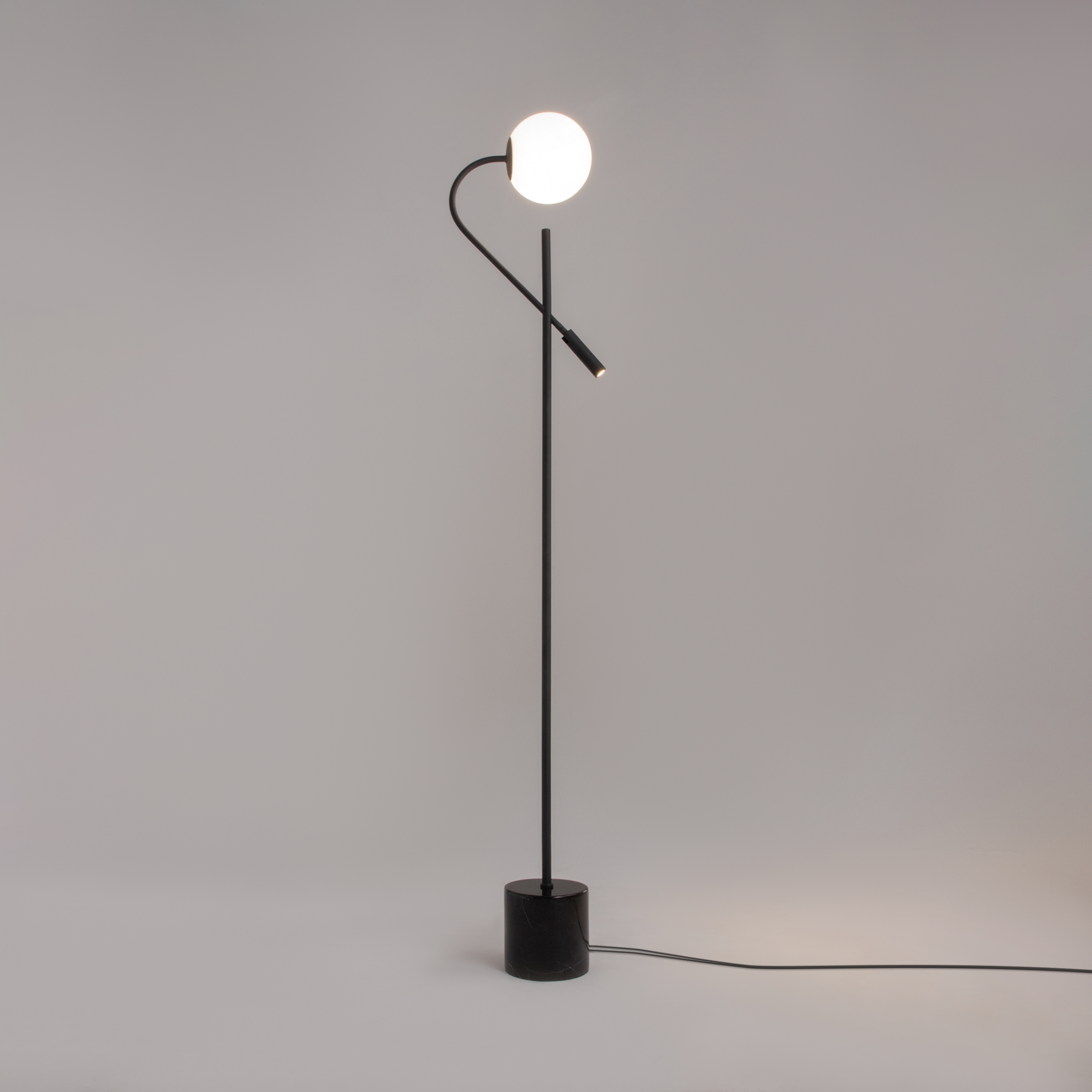 Торшер Maytoni Fly MOD230FL-01B_MY