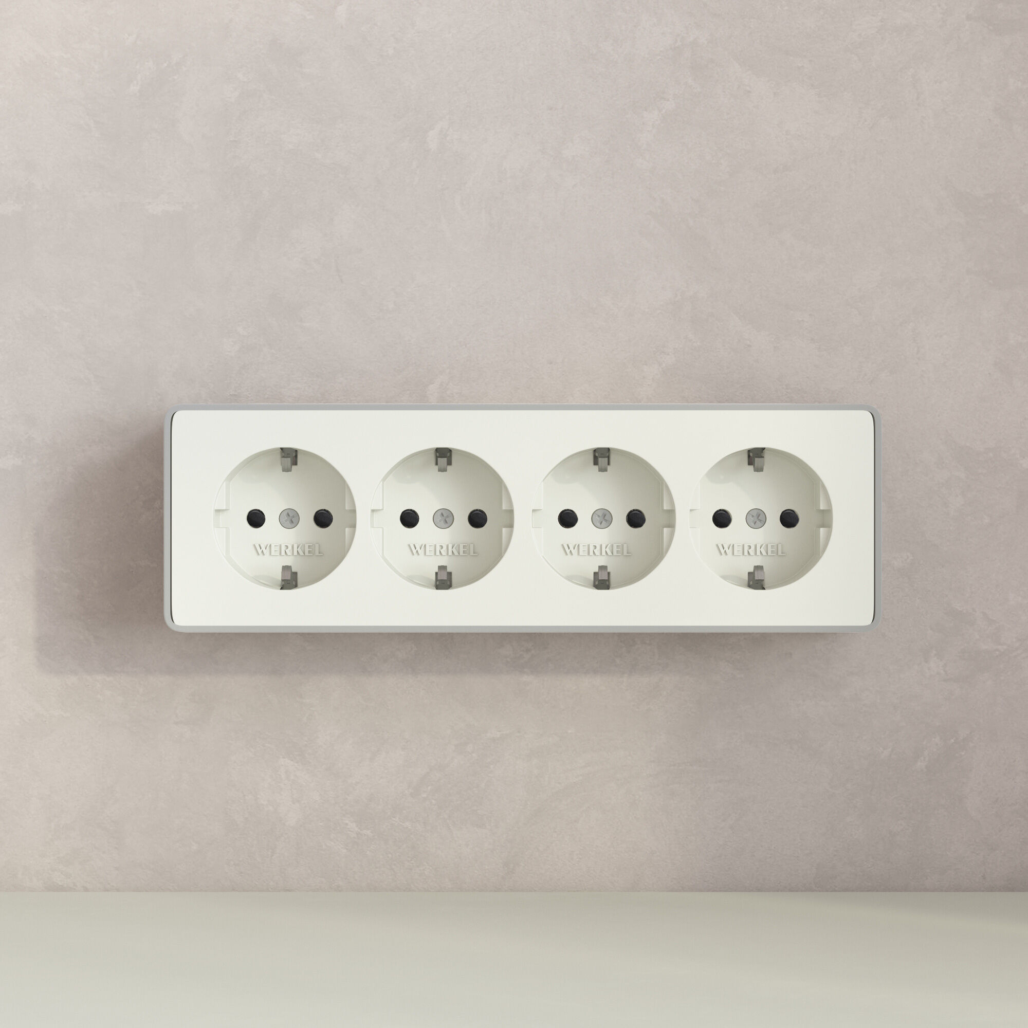 Розетка четверная с заземлением и шторками Werkel Gallant a071253_WR