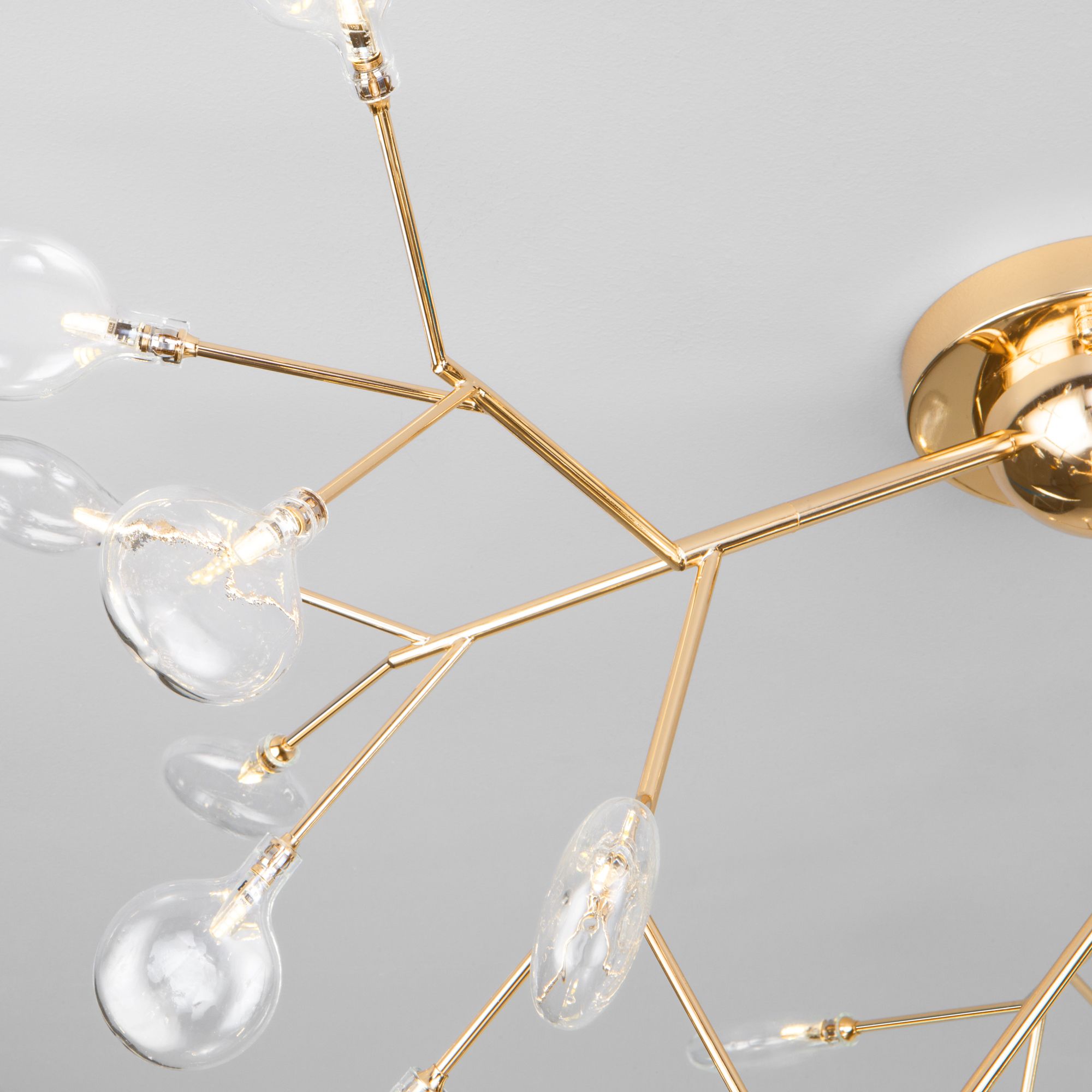 Потолочная люстра Bogates Lamella a049416_EU