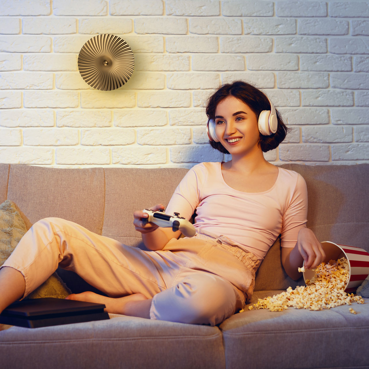 Настенный светильник De City Оскар 510026801_MW