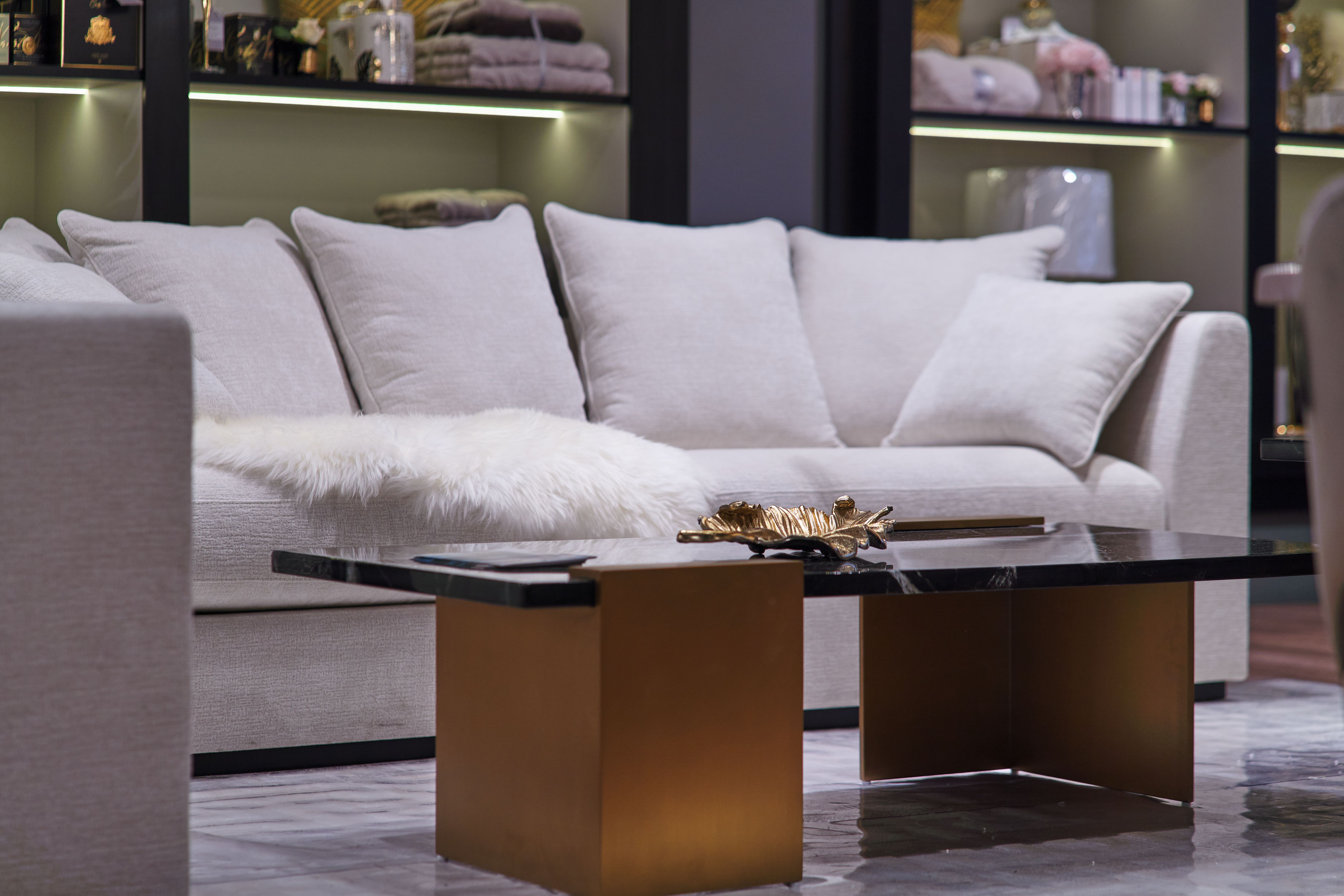 Стол журнальный Garda Decor 33FS-CT1470-BBS