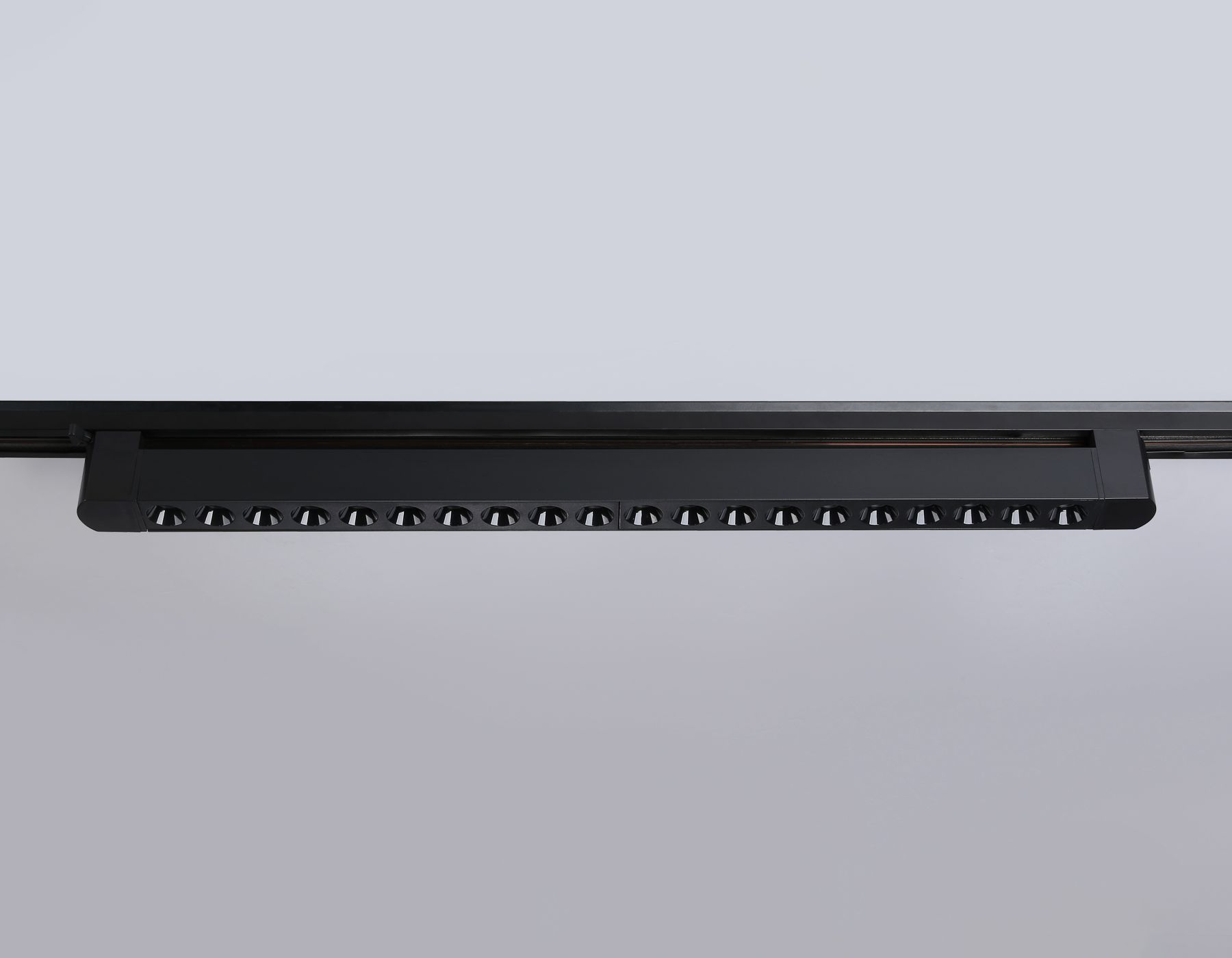 Трековый однофазный светодиодный светильник Ambrella Light Track System GL6721_AMB