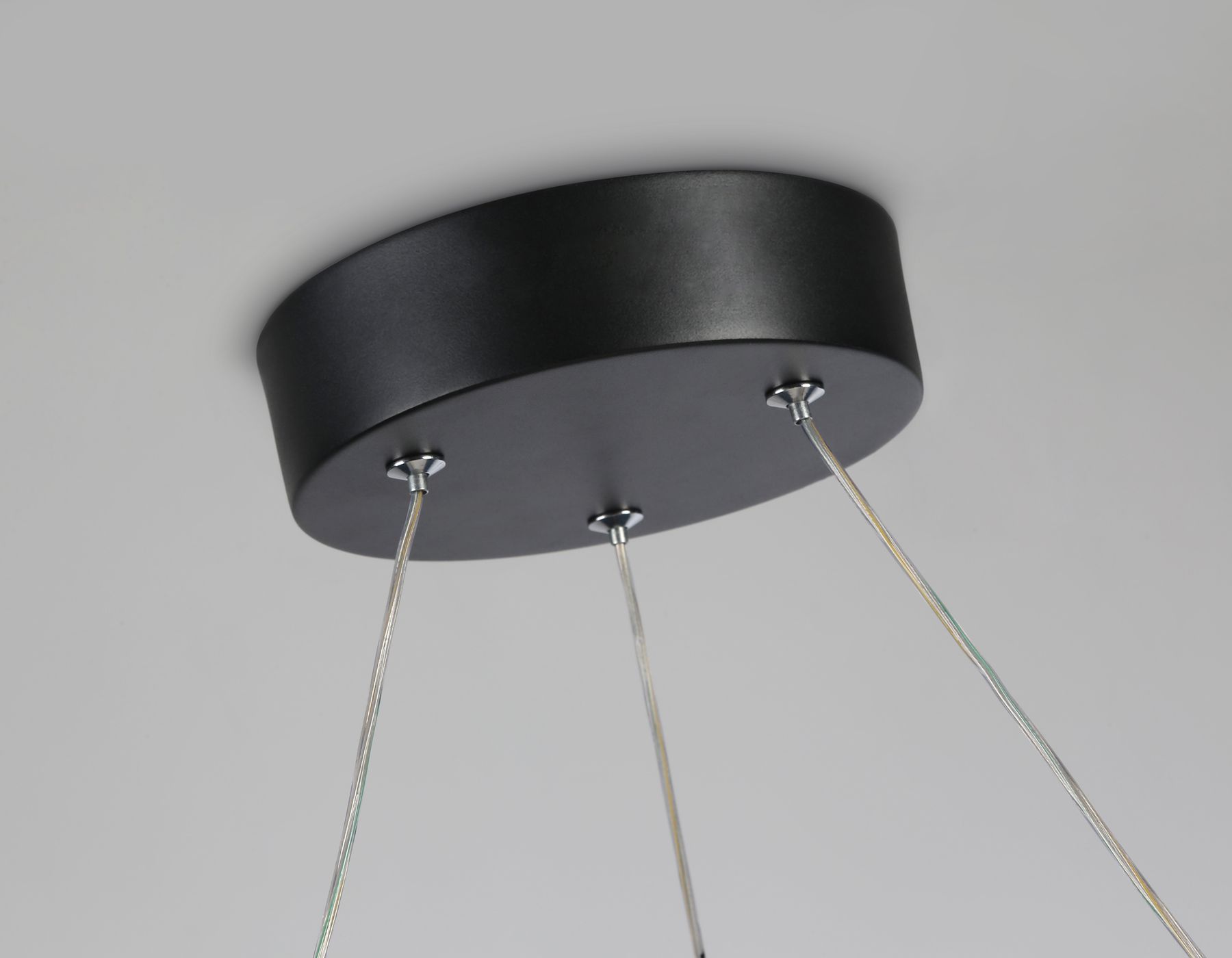 Подвесная люстра Ambrella light с пультом LineTech FL51775_AMB