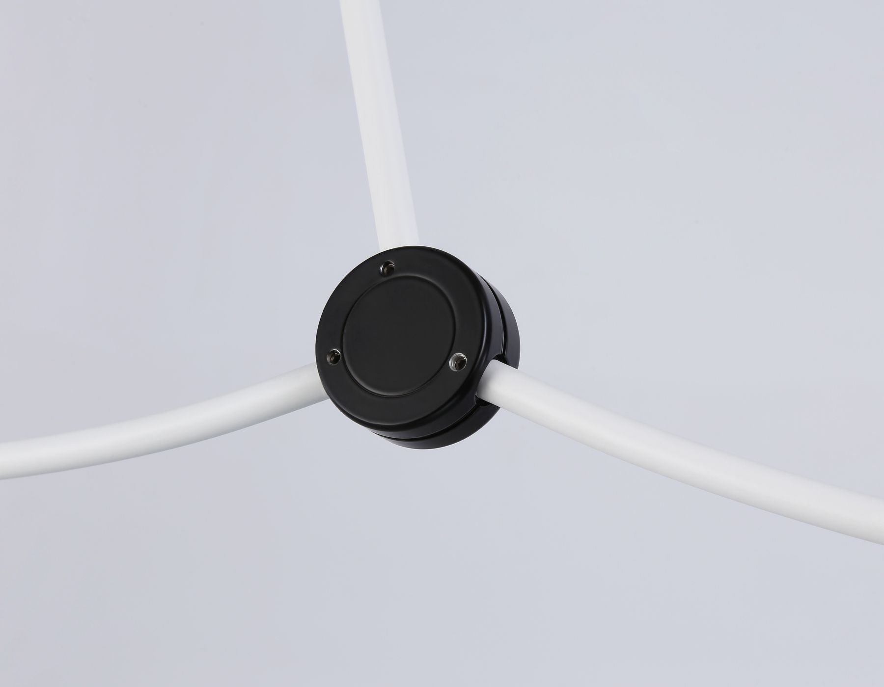 Подвесная люстра Ambrella Light TRADITIONAL TR2566_AMB