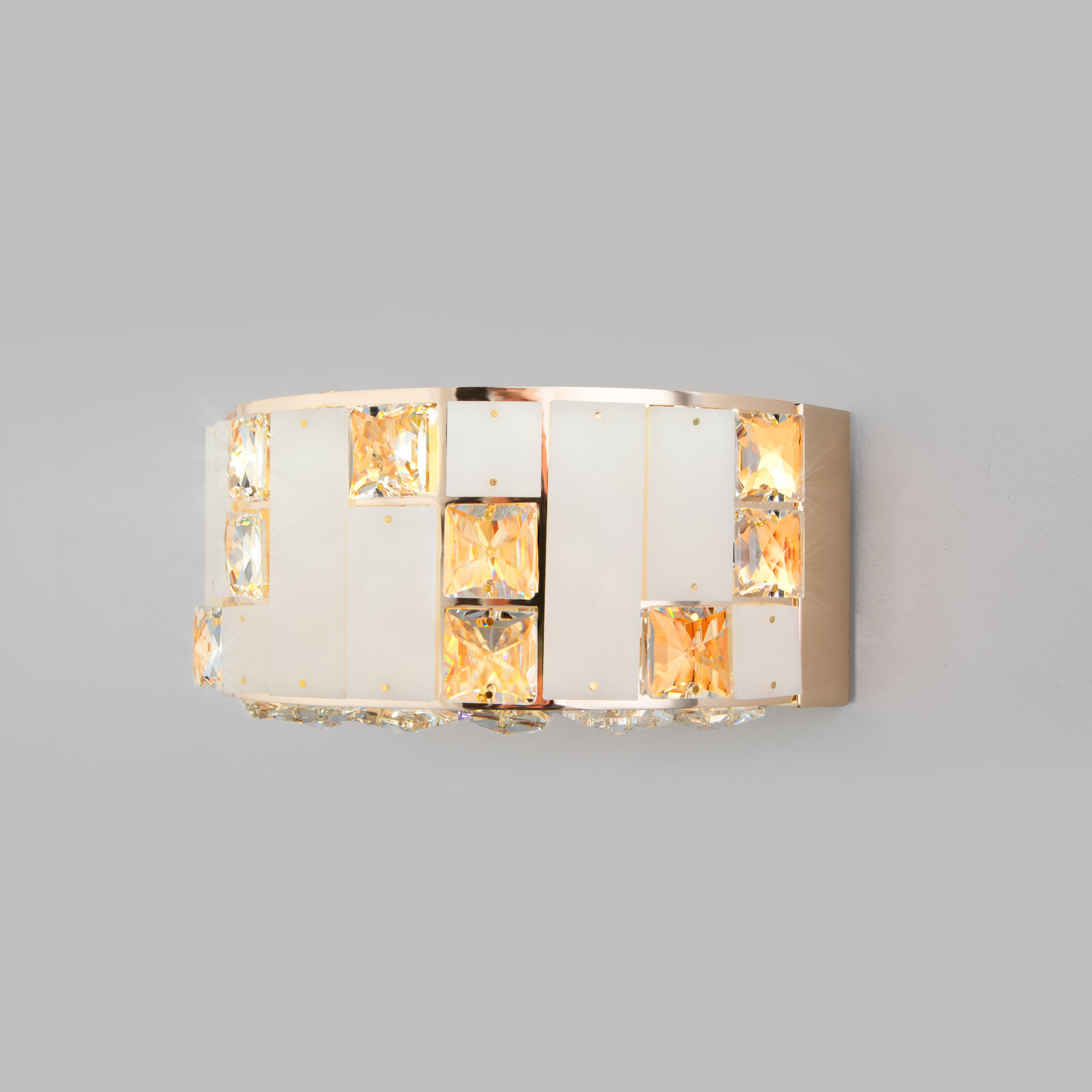 Настенный светильник Bogates Cliff a068003_EU