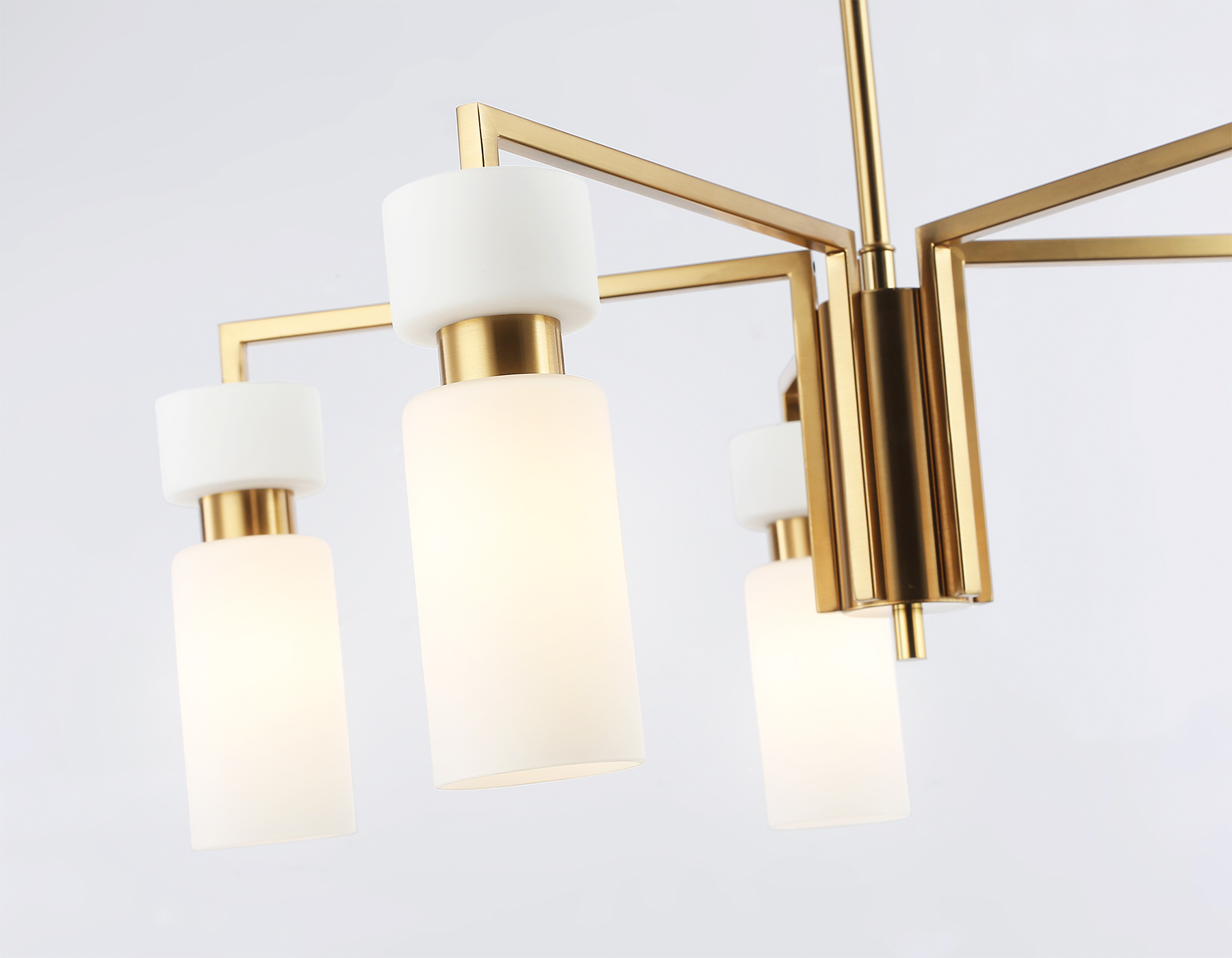 Потолочная люстра на штнаге Ambrella Light Heigh Light HIGH LIGHT LH56124_AMB