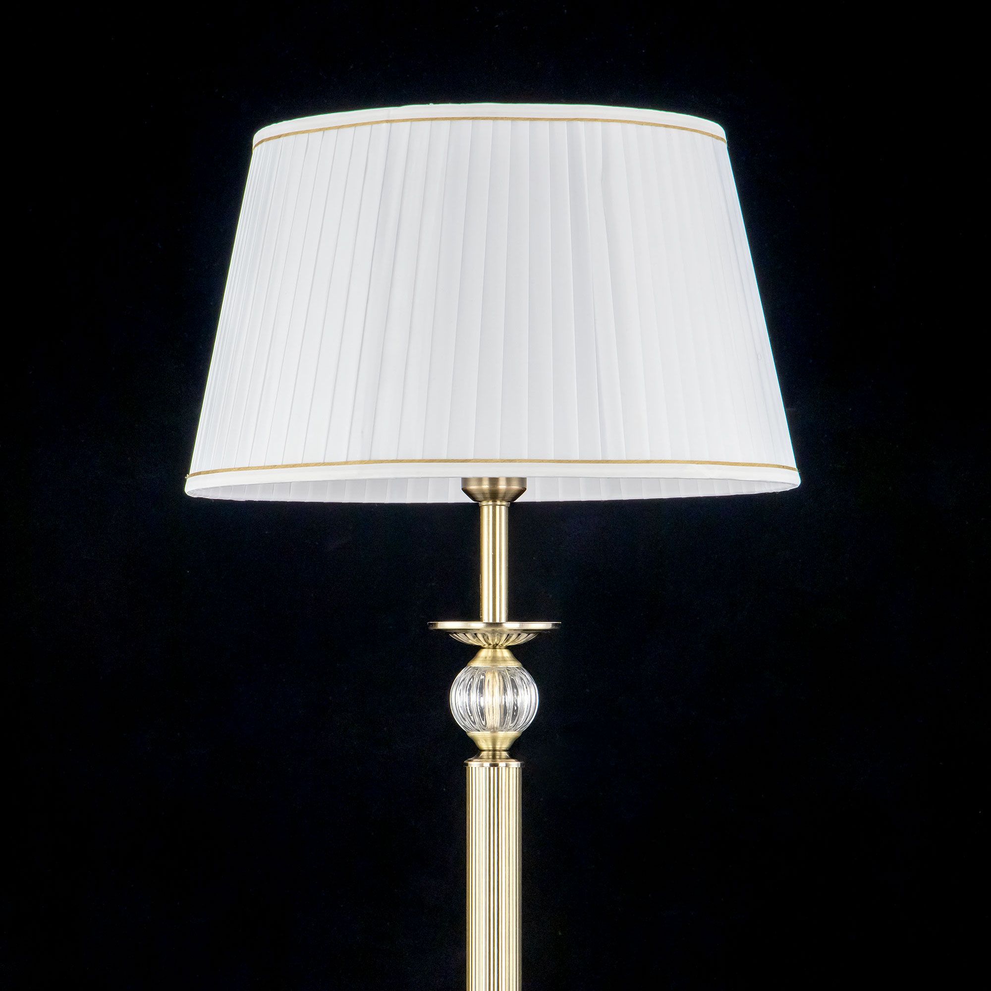 Торшер CitiLux Ровена CL433913