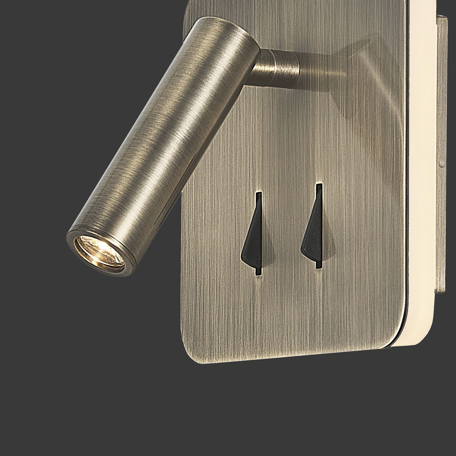 Спот Mantra CAYMAN 7825_MN