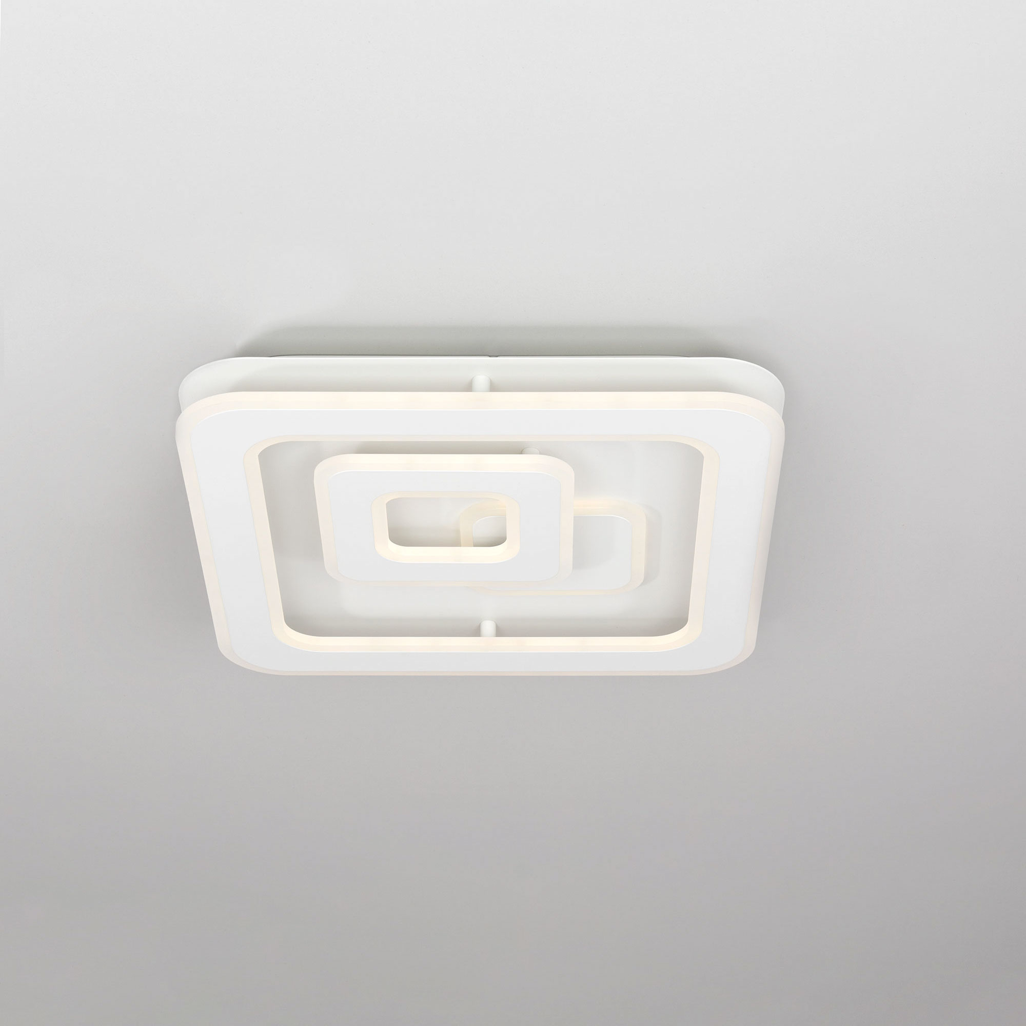 Потолочная люстра CitiLux Квест CL739140