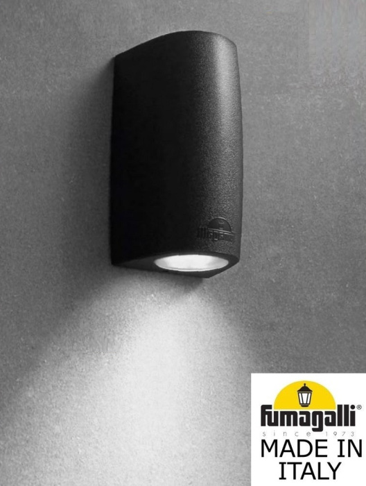 Уличный настенный фасадный светильник FUMAGALLI MARTA 1A4.000.000.AXU1L