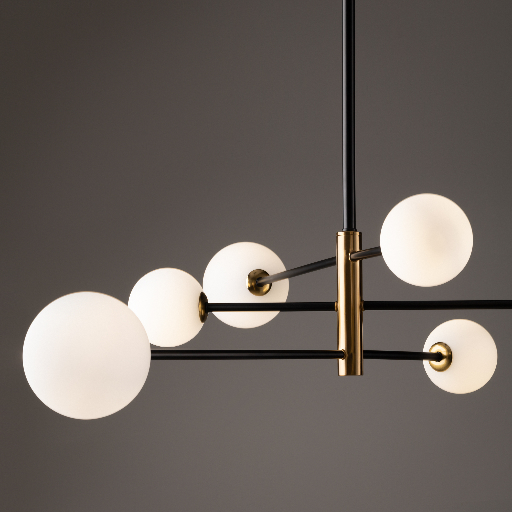 Люстра на штанге Freya Sphirity FR5376CL-06B_MY