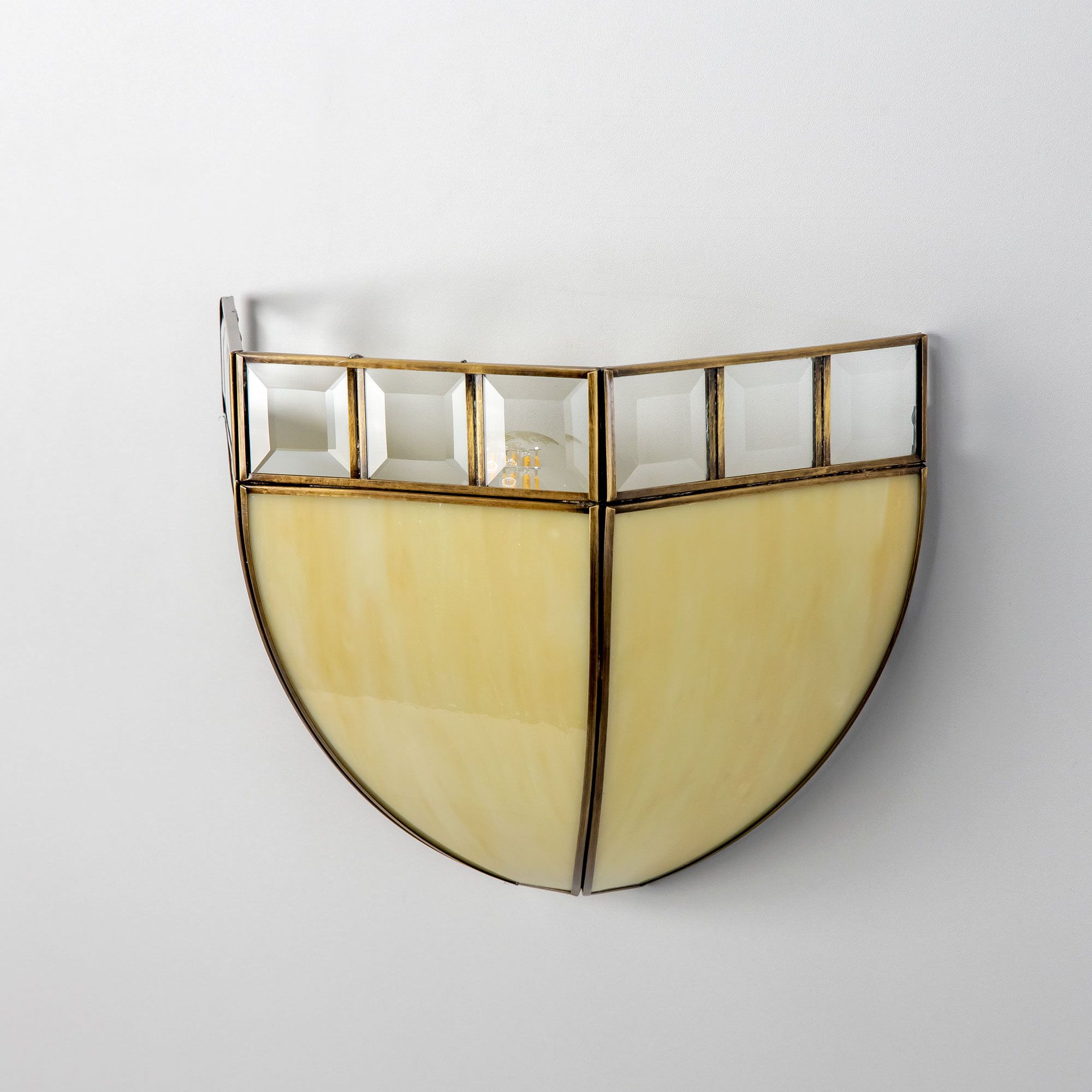 Настенный светильник CitiLux Шербург CL440311