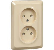 Розетка встраиваемая двойная без заземления со шторками (кремовый) Systeme Electric PC16-106K