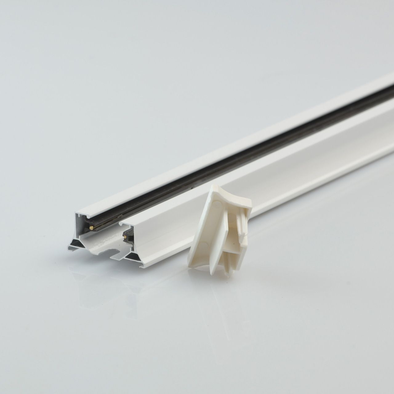 Шинопровод однофазный De Markt TR 2*1M WT_MW