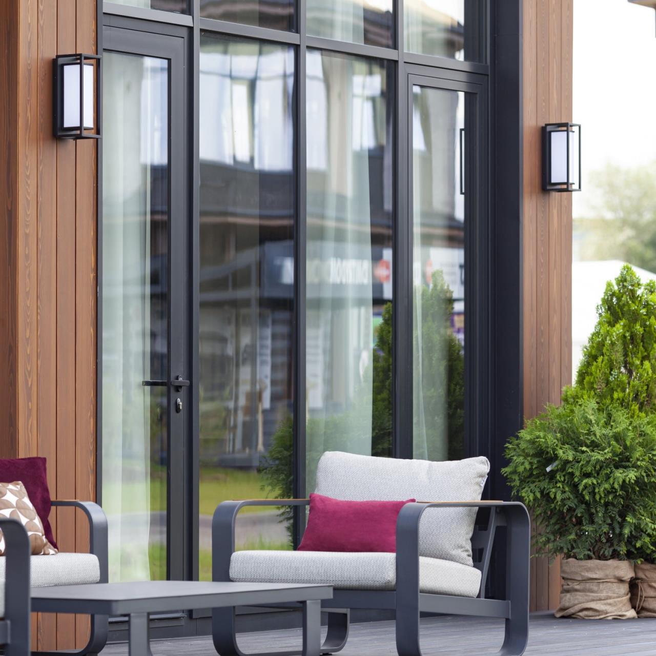 Настенный светильник Favourite Barer 4385-1W