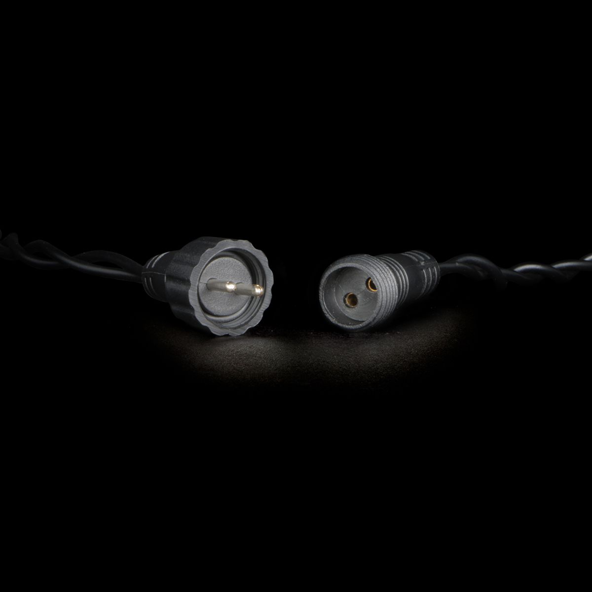 Гирлянда LTC Нить 10м Красная 24В, 75 LED LL75-1-1R