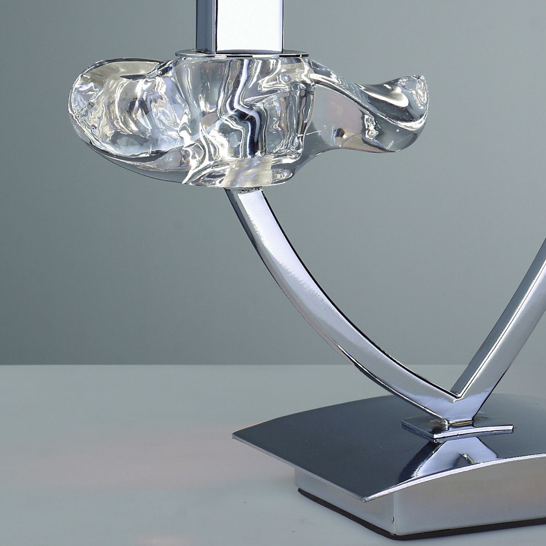 Настольная лампа Mantra Akira Black 0790_MN