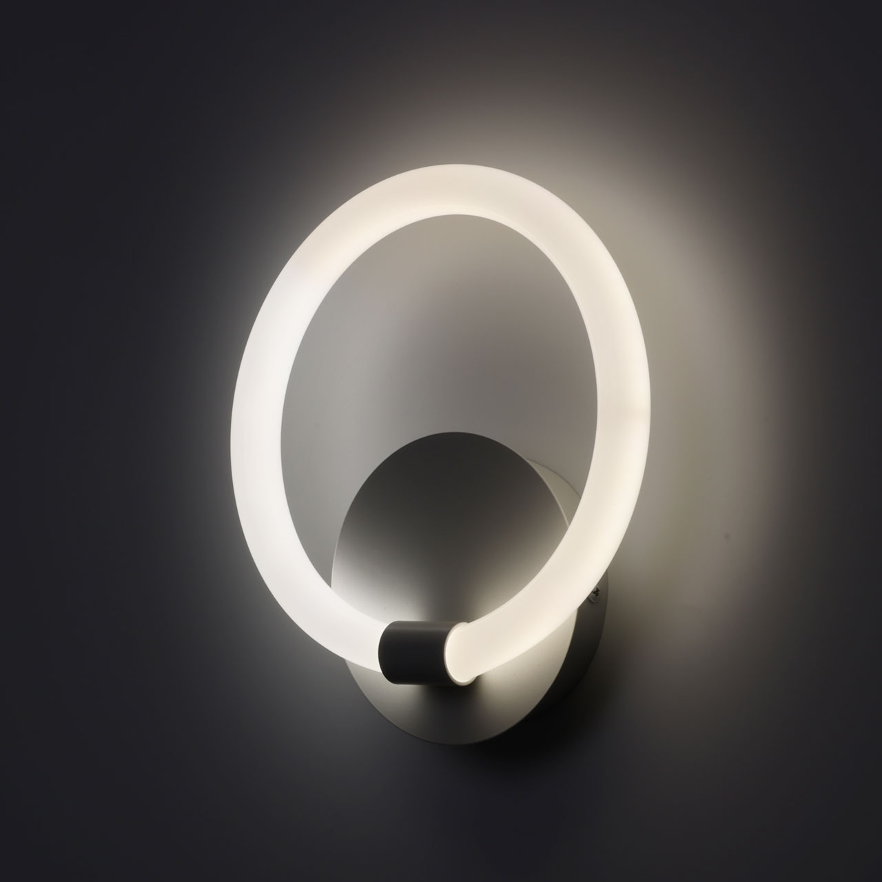 Настенный светильник De Markt Толедо 312024101_MW