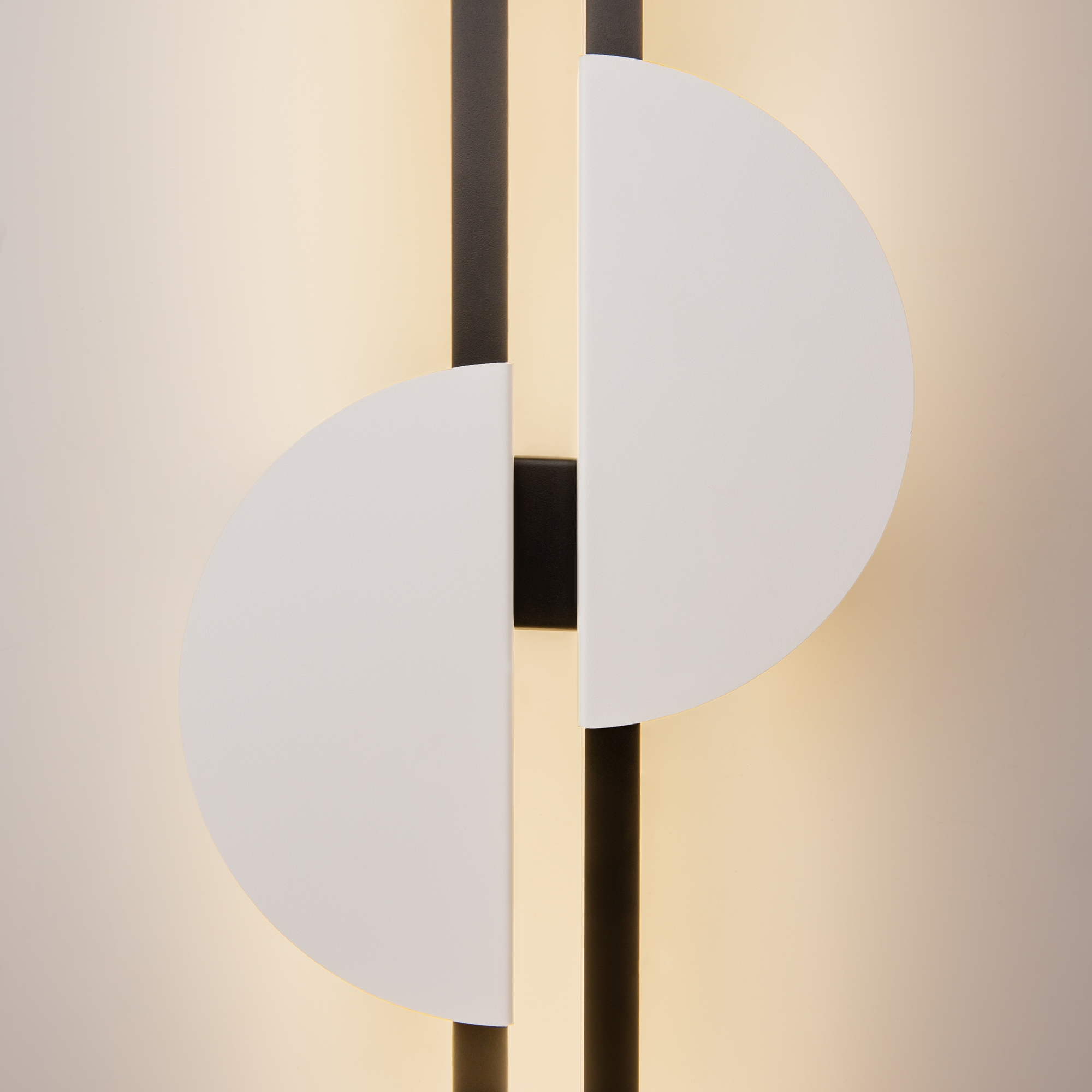 Настенный светильник (бра) Maytoni Skyline MOD179WL-L22W4K1_MY