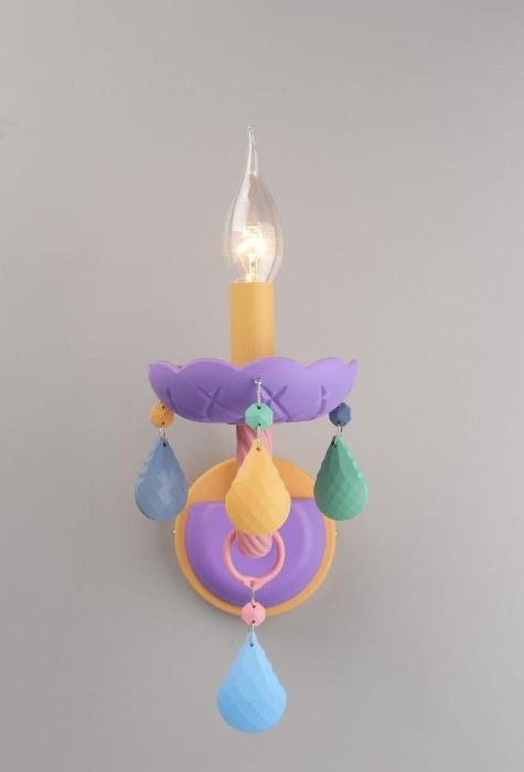 Бра с цветным плафоном для детской Omnilux OML-65801-01