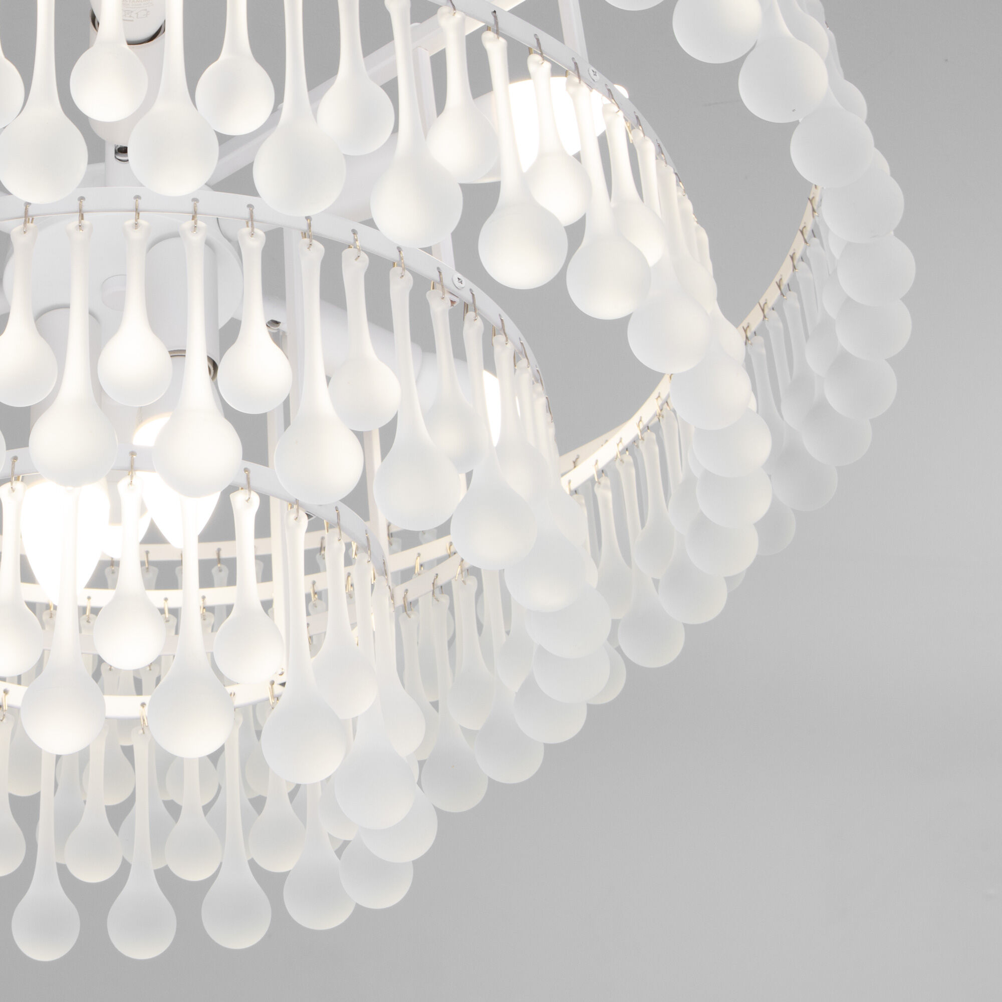 Подвесная люстра Bogates Gutta a068863_EU