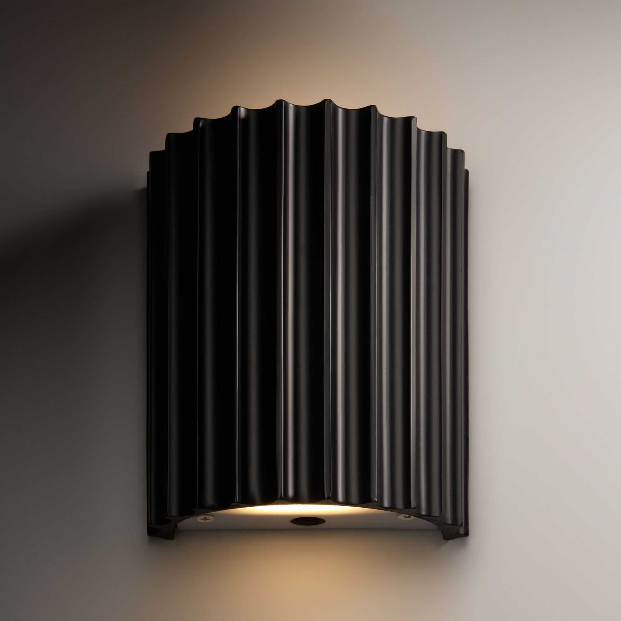 Настенный светильник Freya Slot FR5437WL-L7B_MY