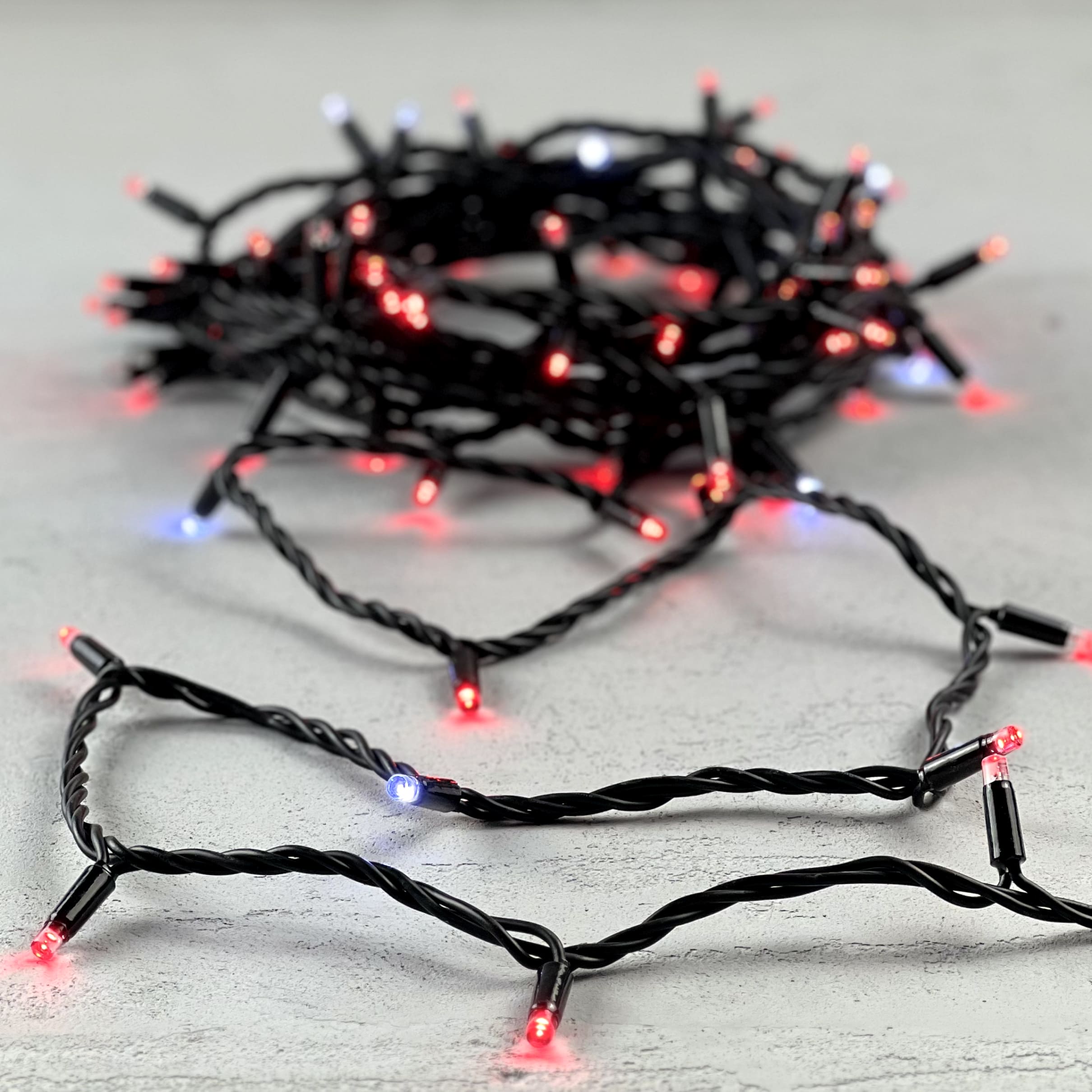 Гирлянда LTC Нить 10м Красная с Мерцанием Белого Диода 220В, 75 LED LL75BLW-1-2R