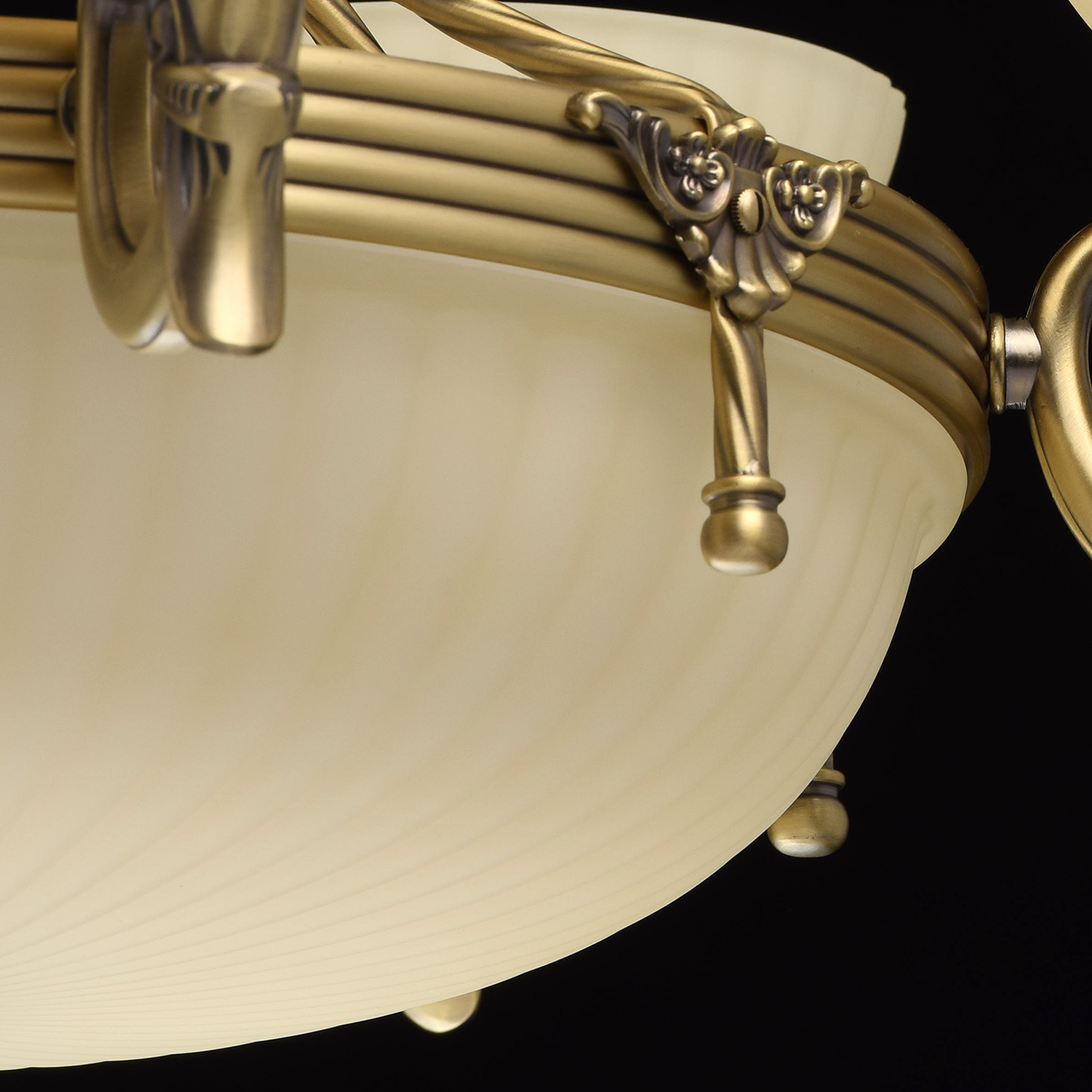 Подвесная люстра MW-Light 317010708_MW