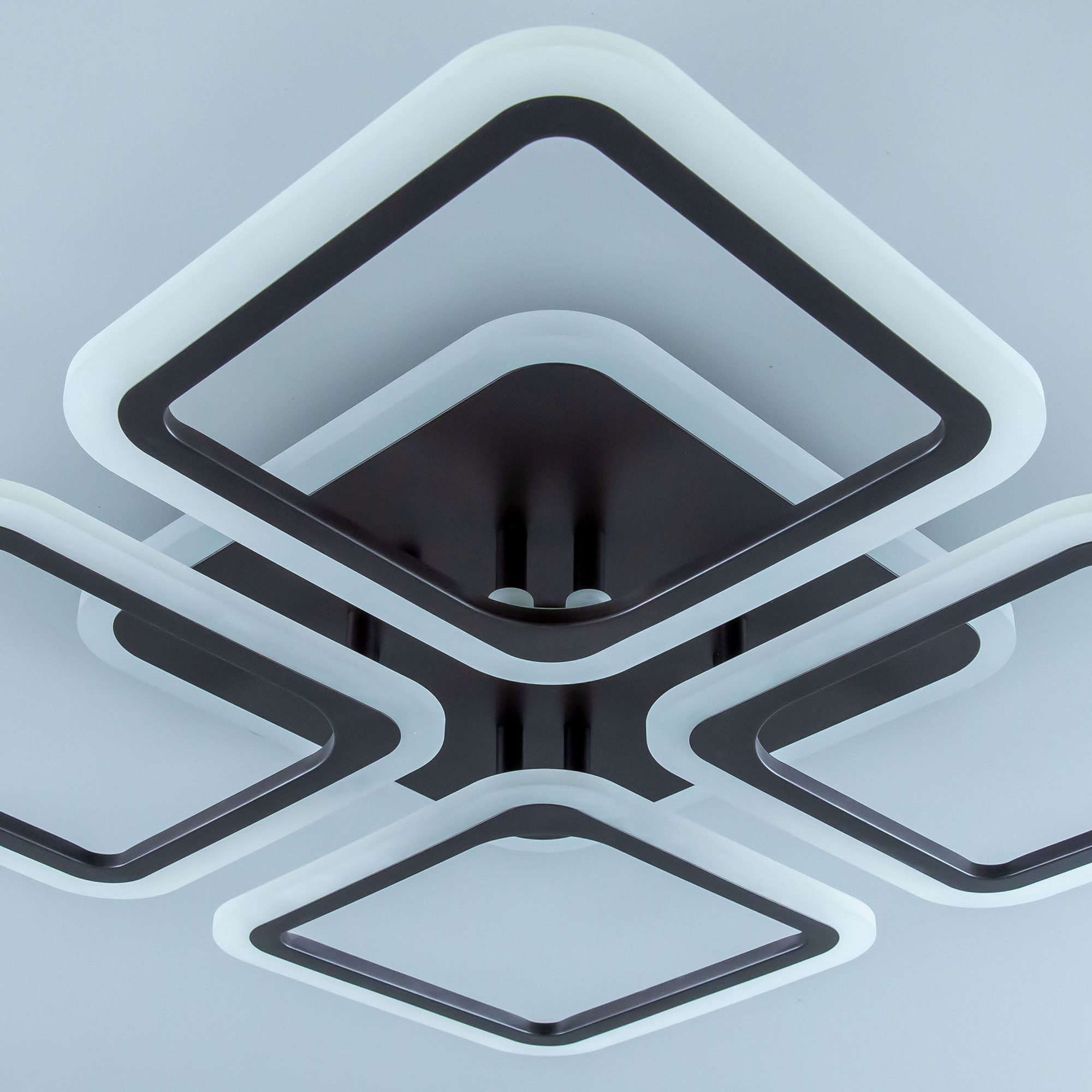 Потолочная люстра CitiLux Марсель CL232A145E